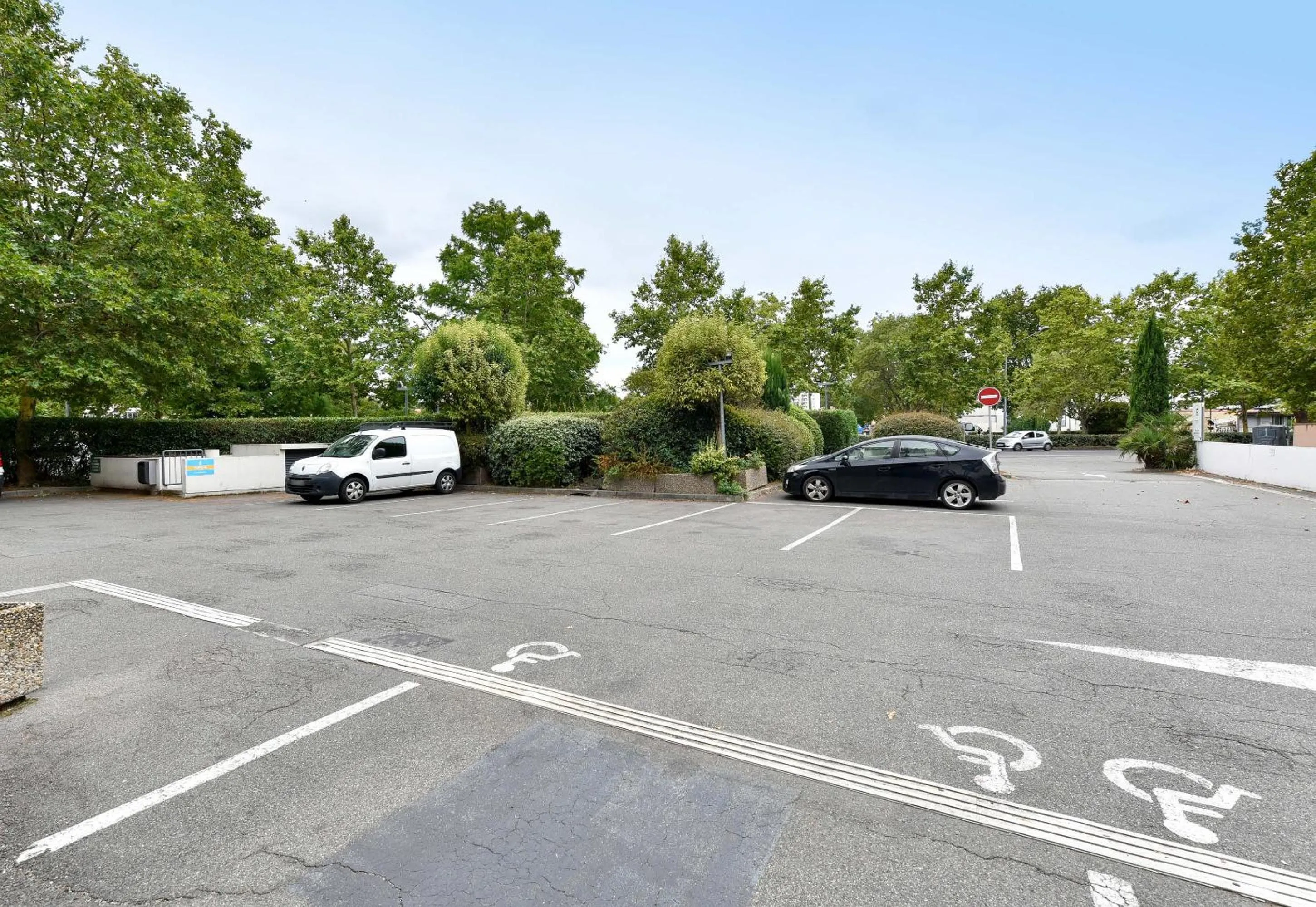 Parking in B&B HOTEL Toulouse Centre Canal du Midi