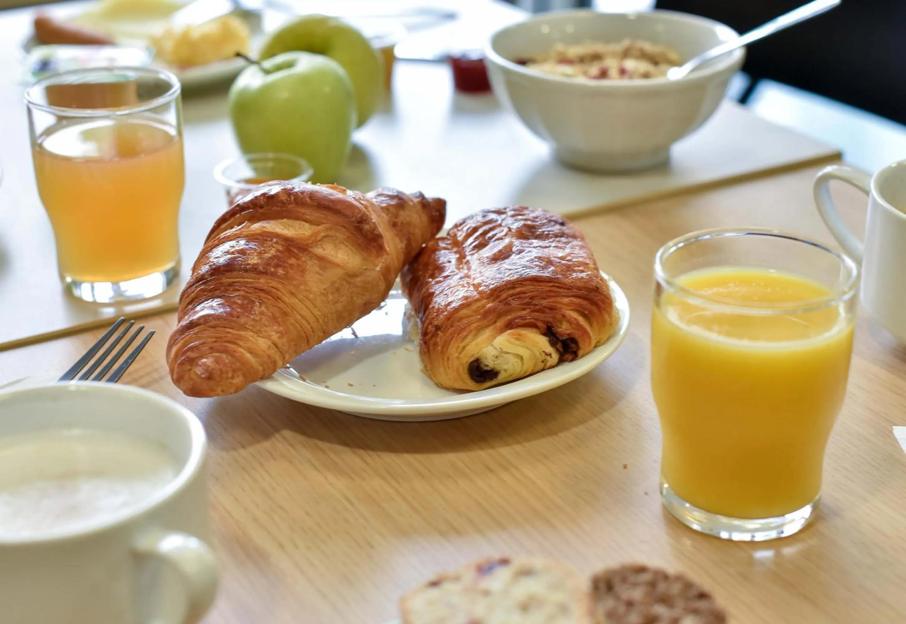 Breakfast in B&B HOTEL Toulouse Centre Canal du Midi
