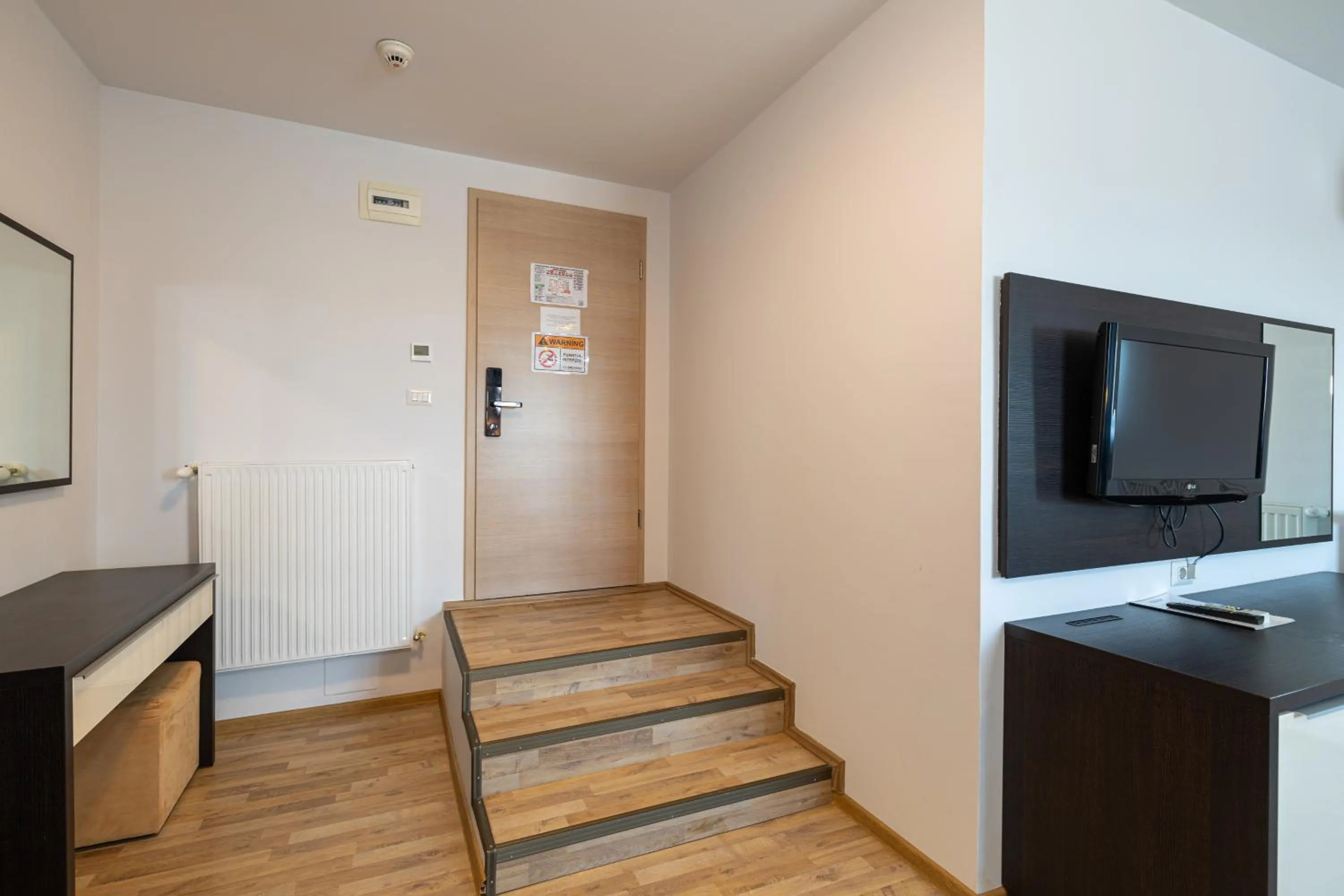 Armonia by Aristocratis