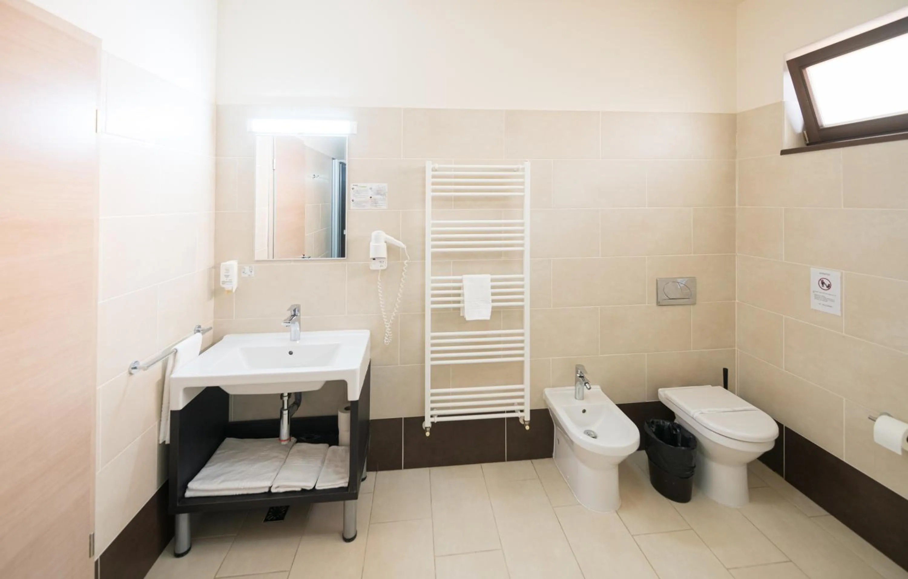 Armonia by Aristocratis