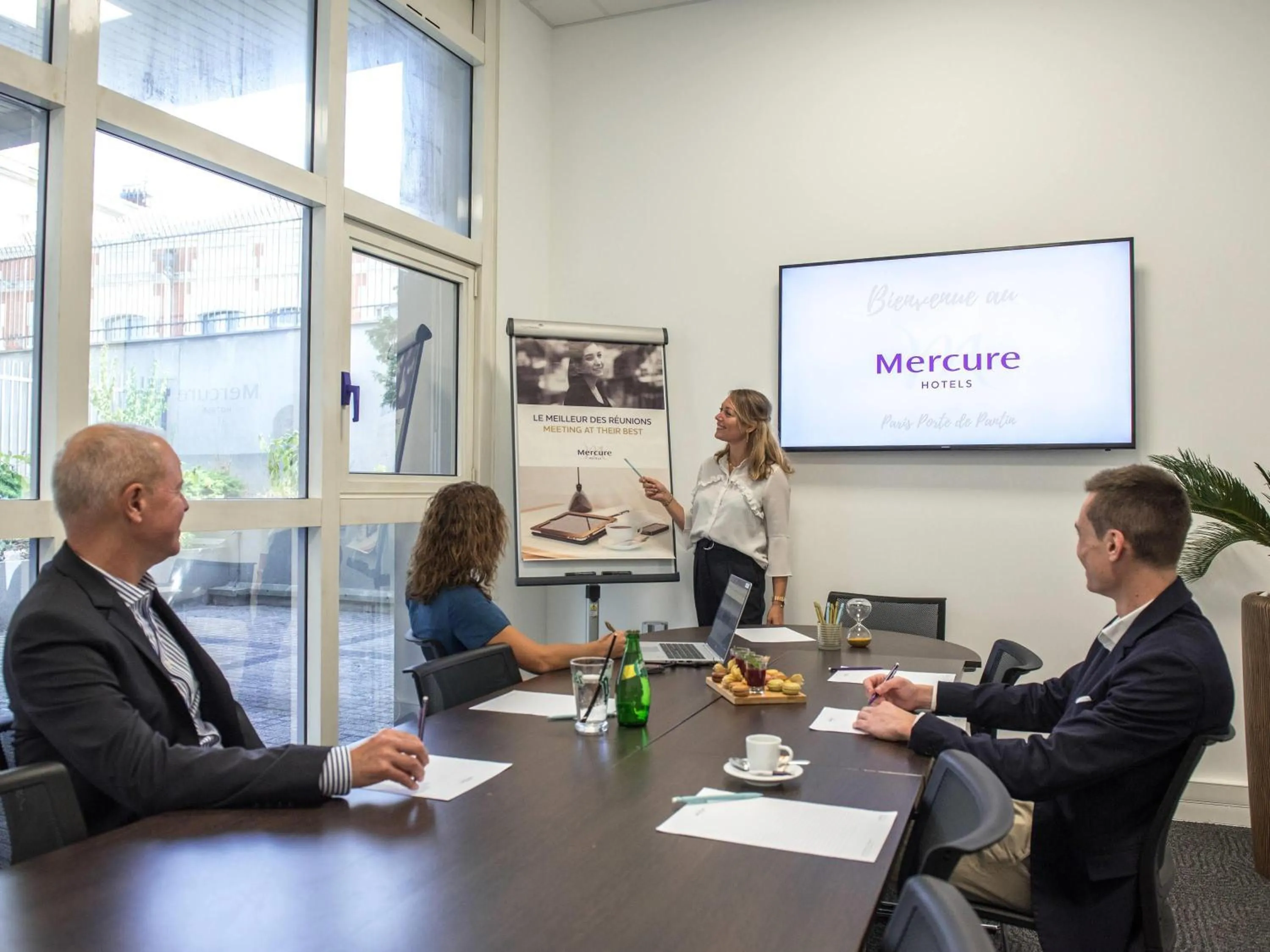 Meeting/conference room in Mercure Paris Porte de Pantin