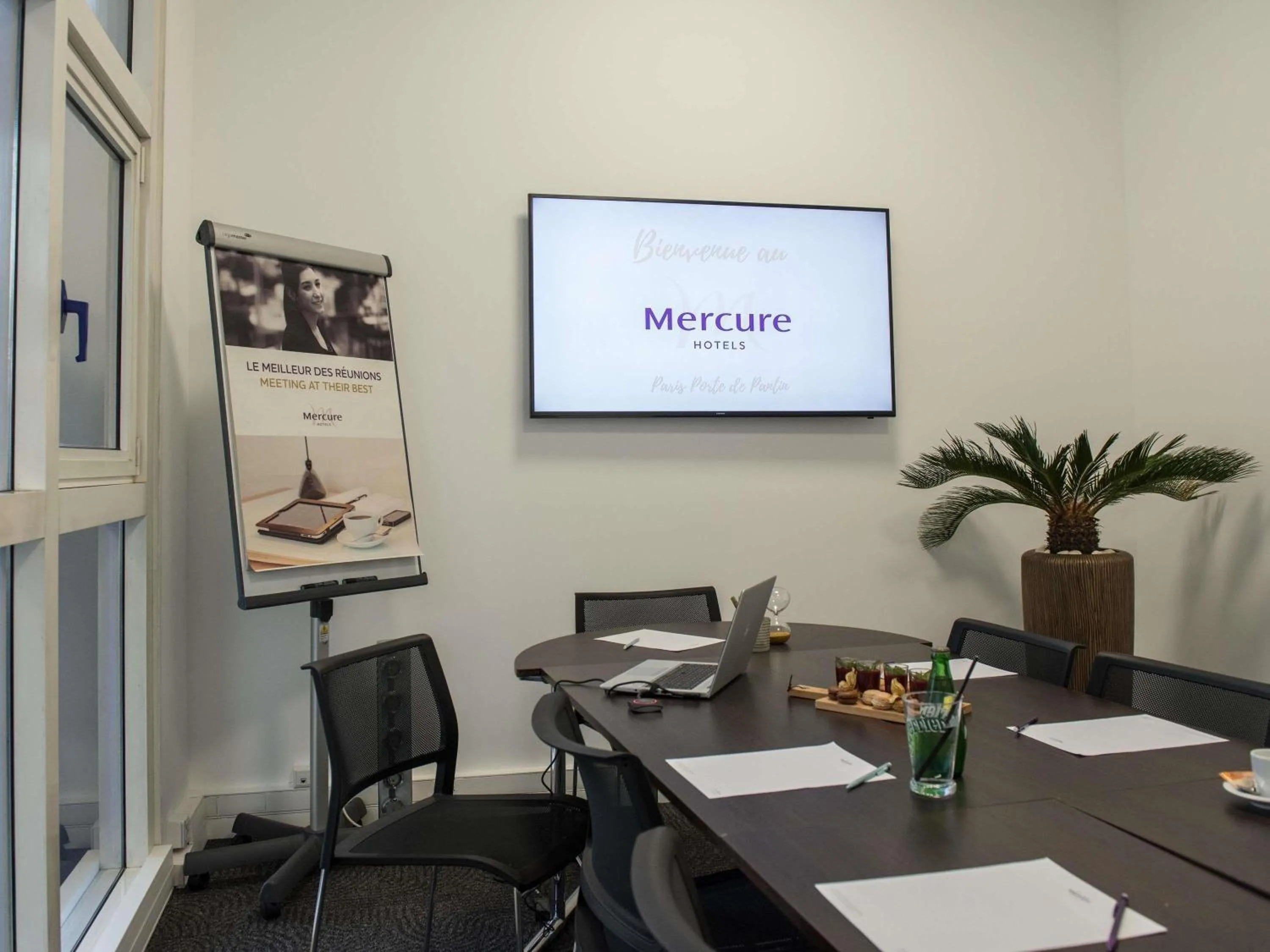 Meeting/conference room in Mercure Paris Porte de Pantin