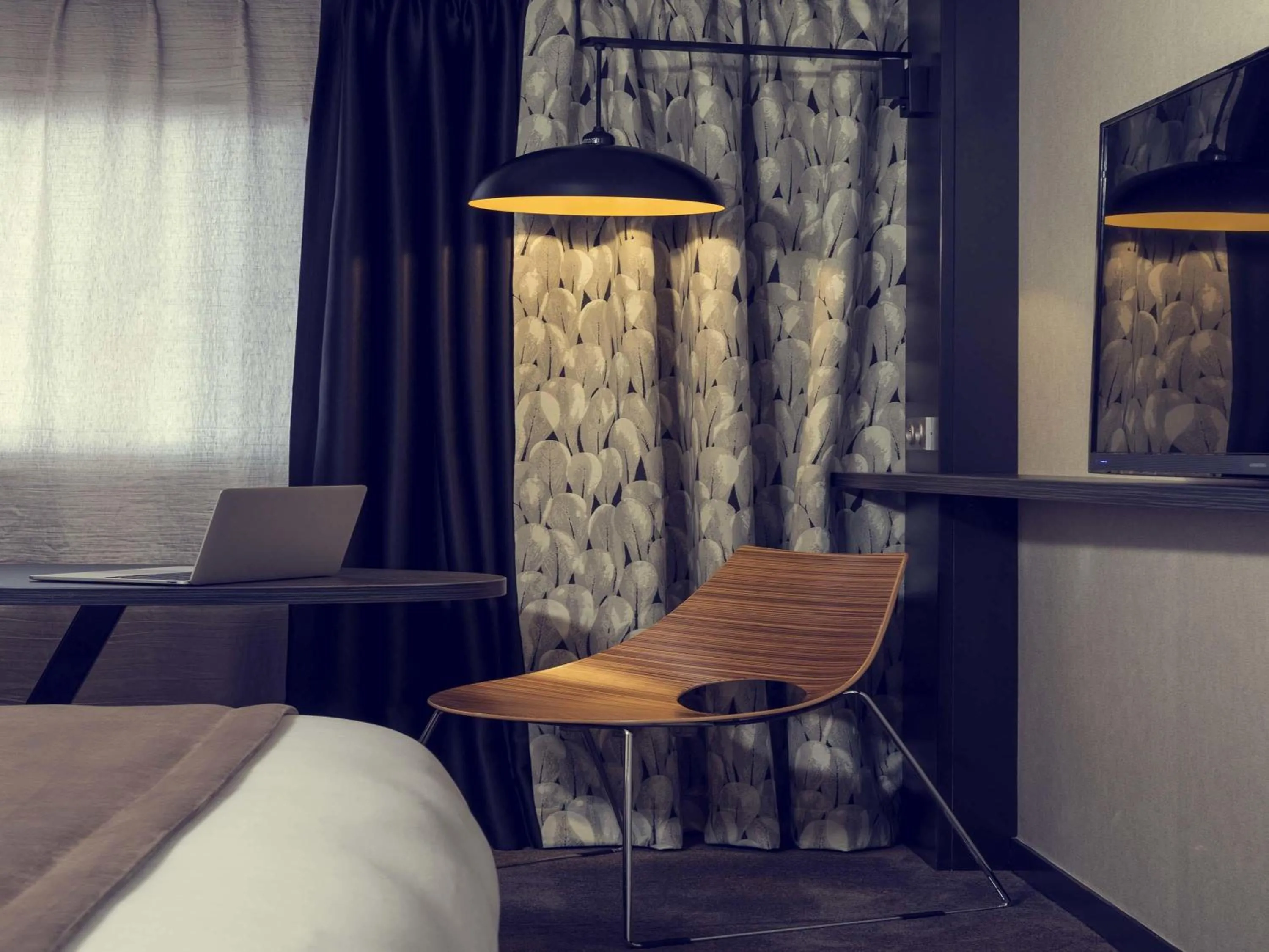 Bedroom in Mercure Paris Porte de Pantin