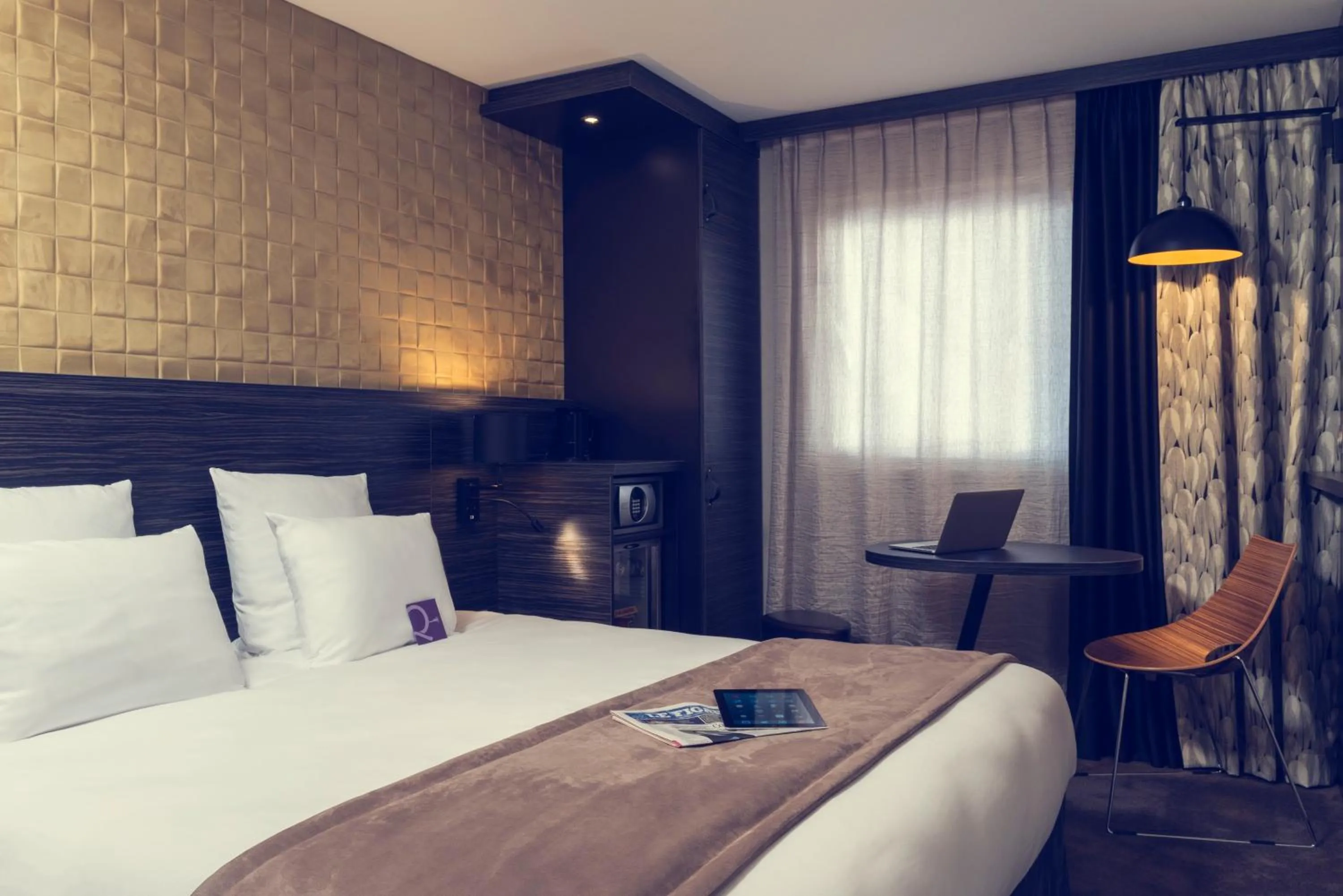 Bedroom, Bed in Mercure Paris Porte de Pantin