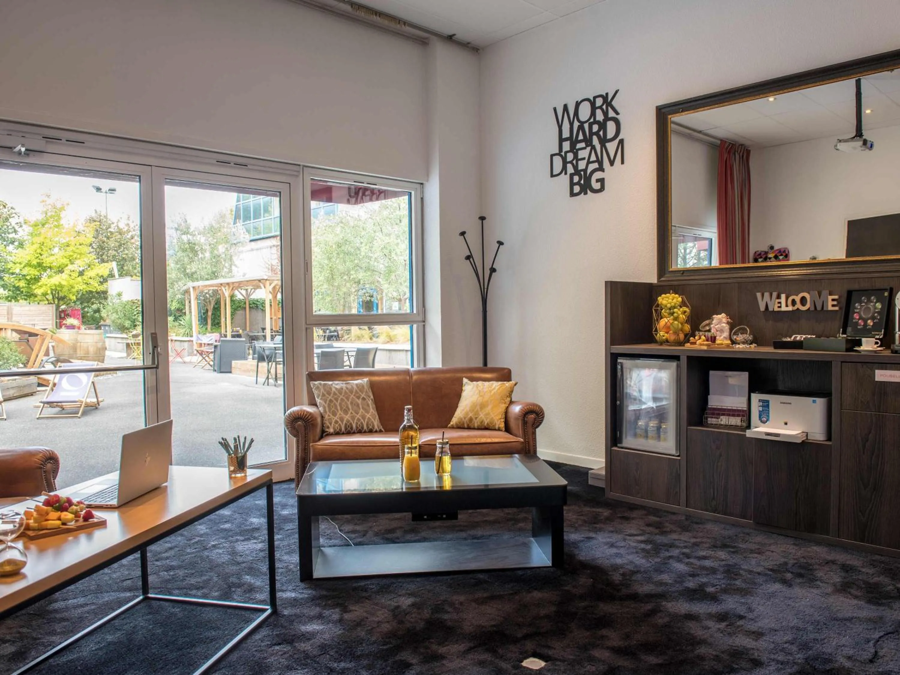 Meeting/conference room in Mercure Paris Porte de Pantin