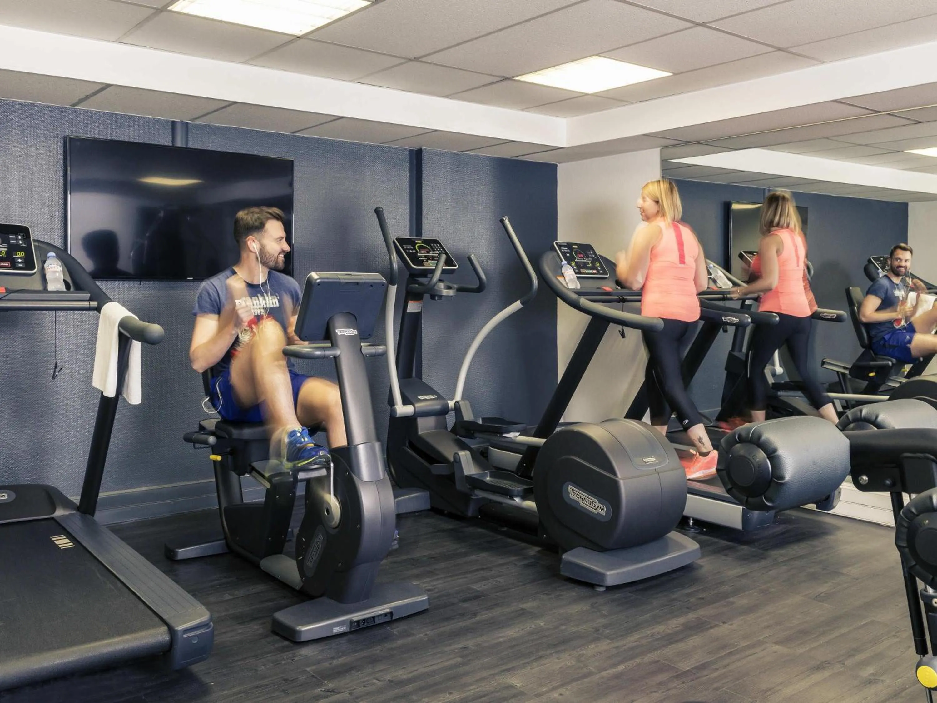 Fitness centre/facilities in Mercure Paris Porte de Pantin