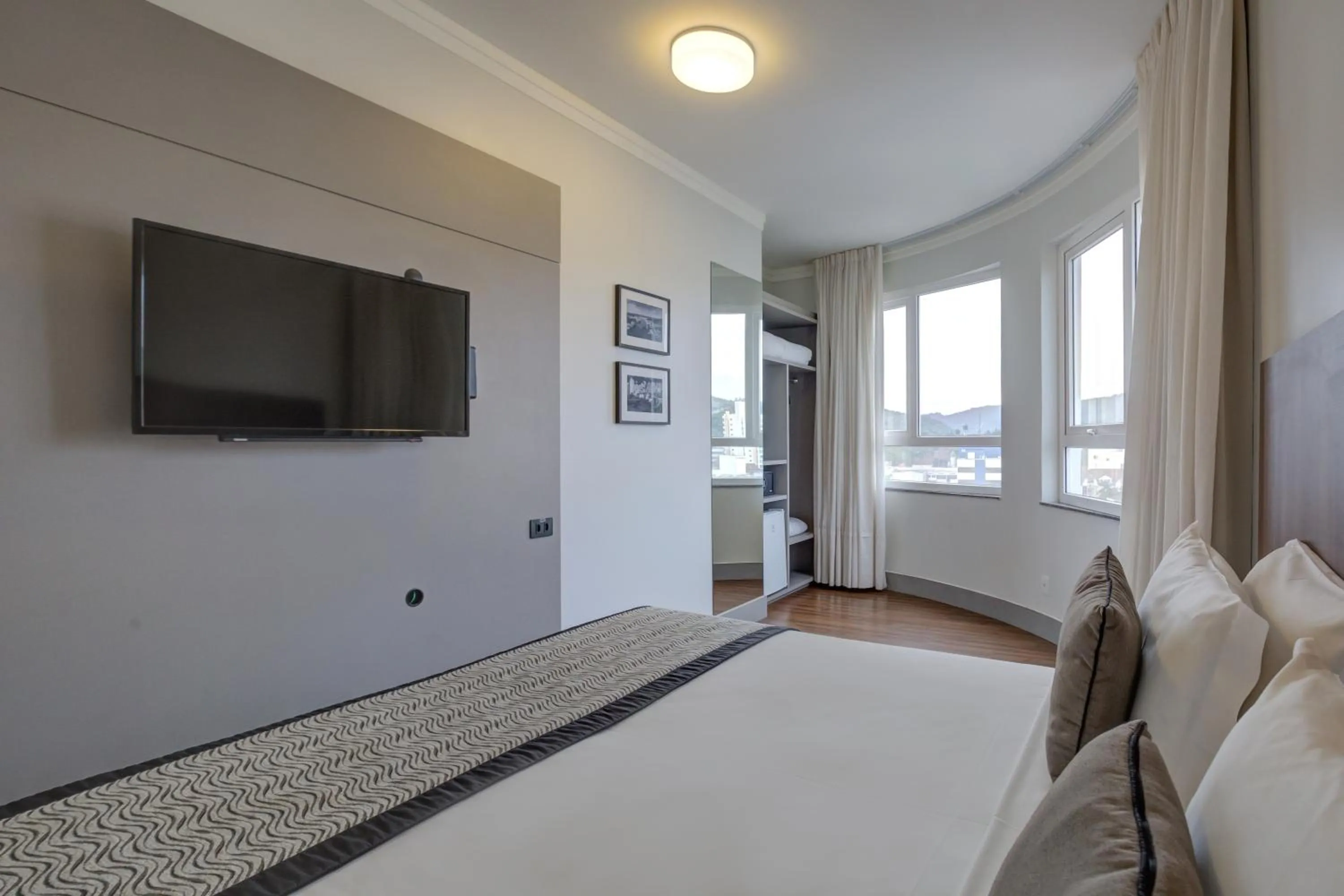 TV and multimedia, Bed in Slaviero Blumenau