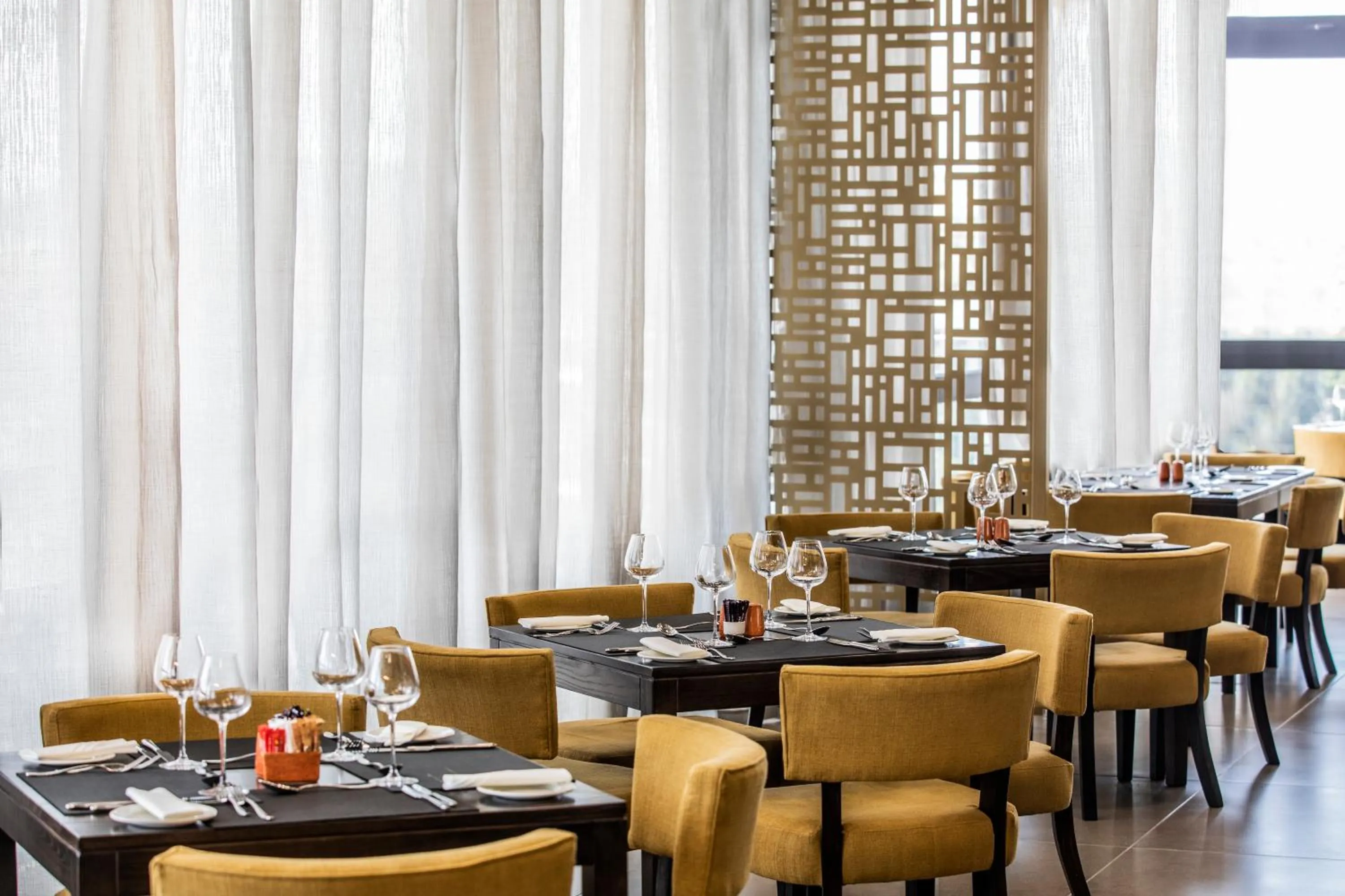 Restaurant/places to eat in Avani Windhoek Hotel & Casino