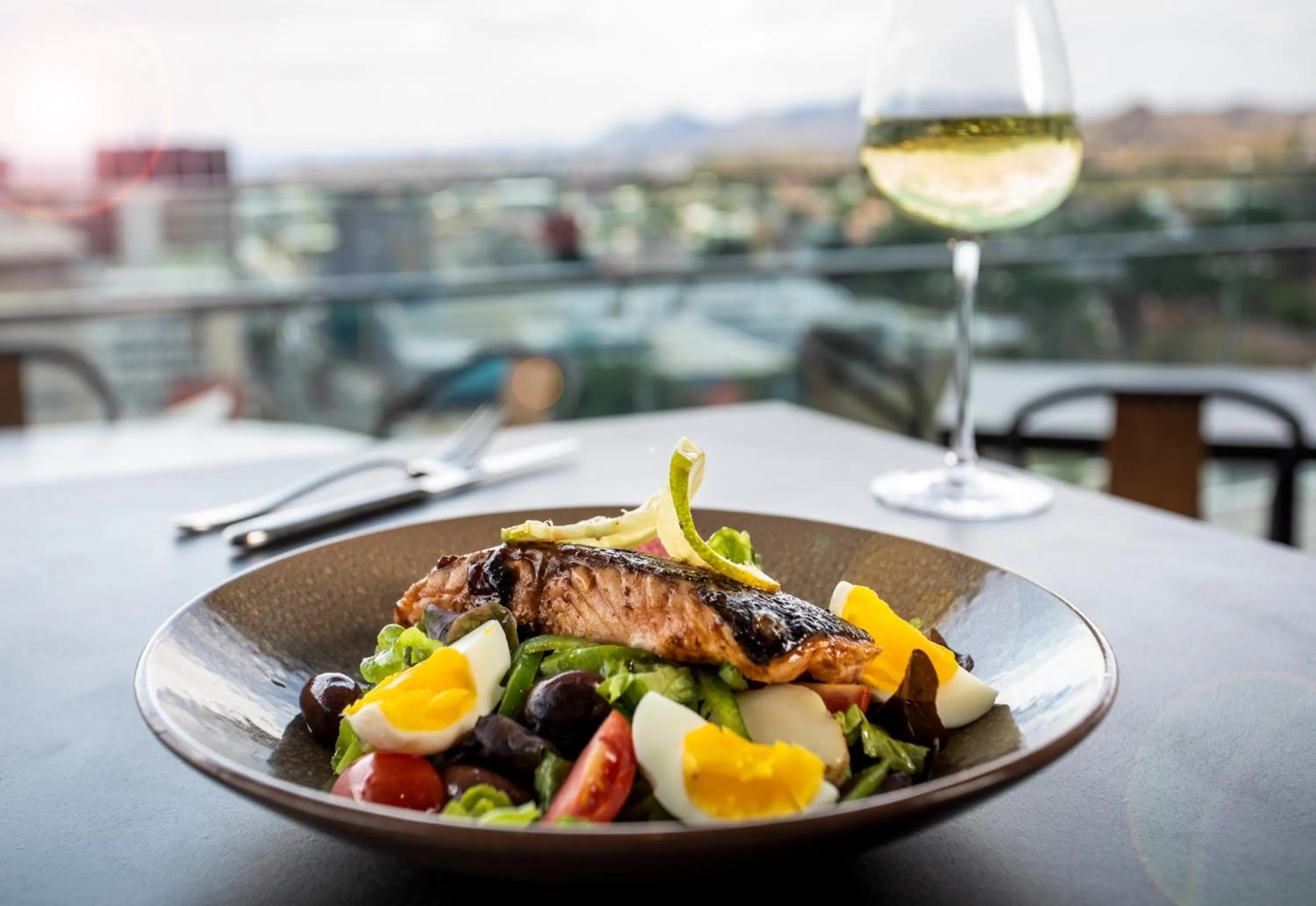 Food and drinks in Avani Windhoek Hotel & Casino