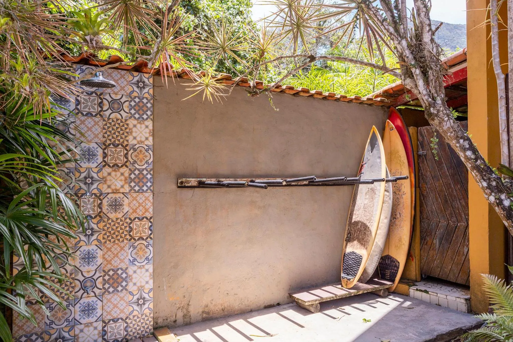 Day in Pousada In Bali - Maresias