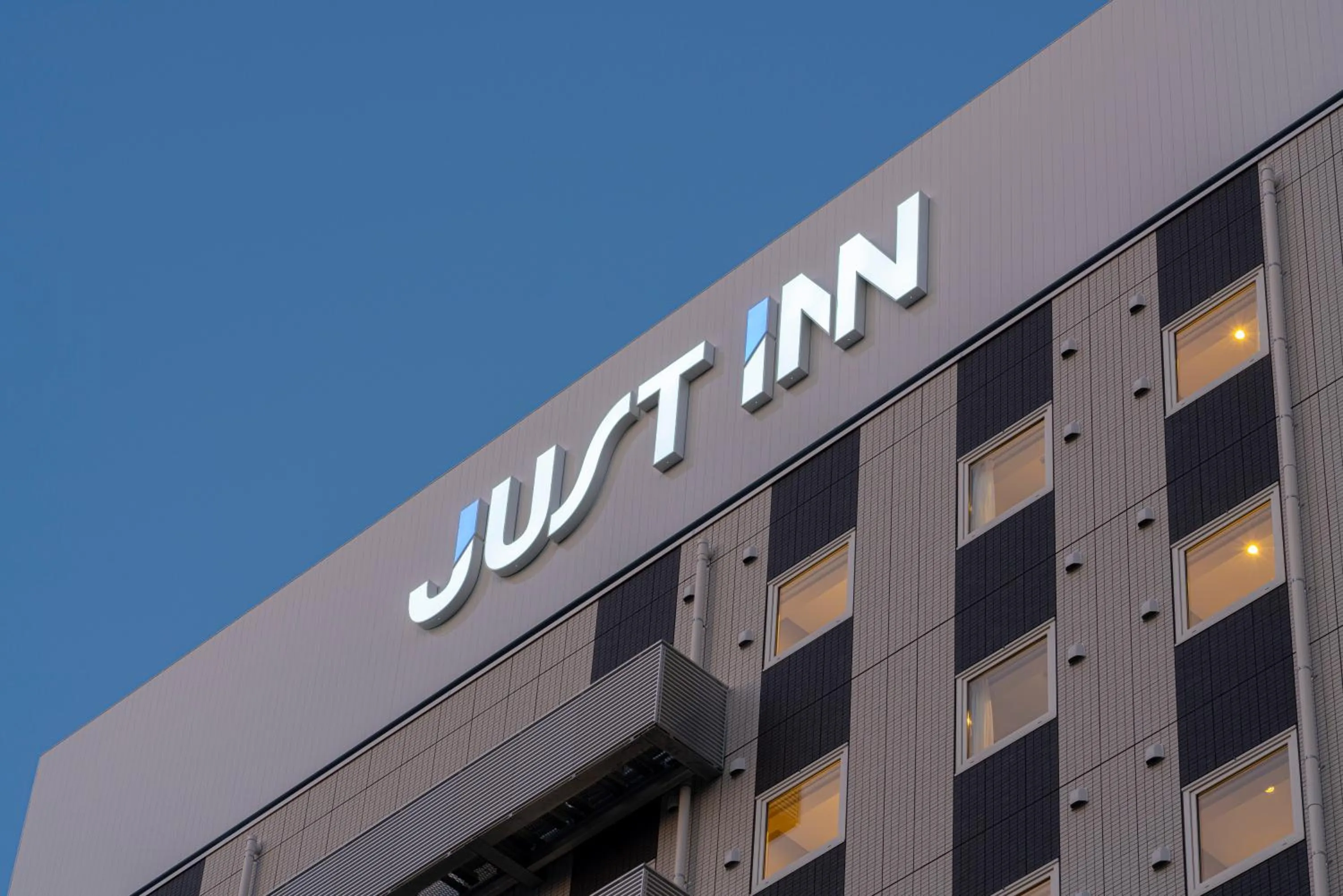 Property building in Just Inn Matsusaka Station