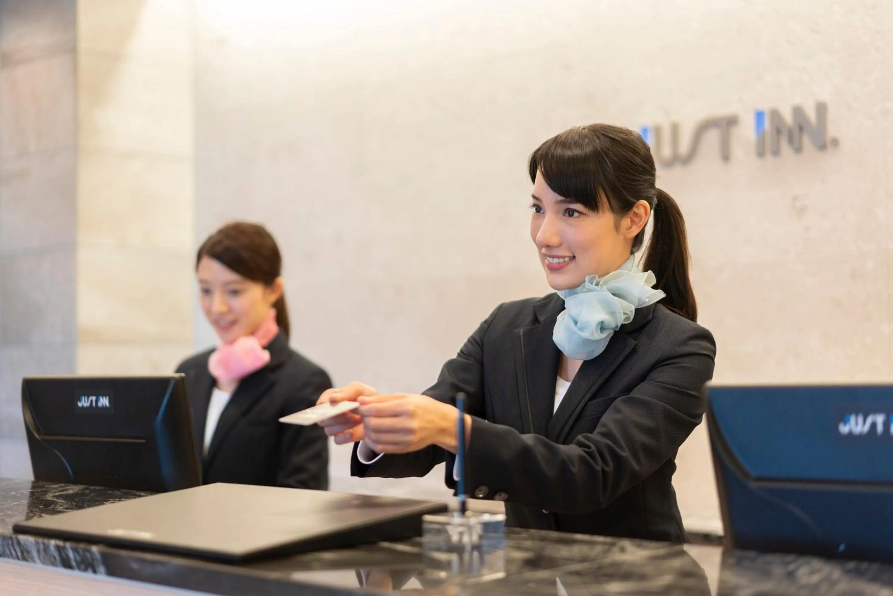 Lobby or reception in Just Inn Matsusaka Station