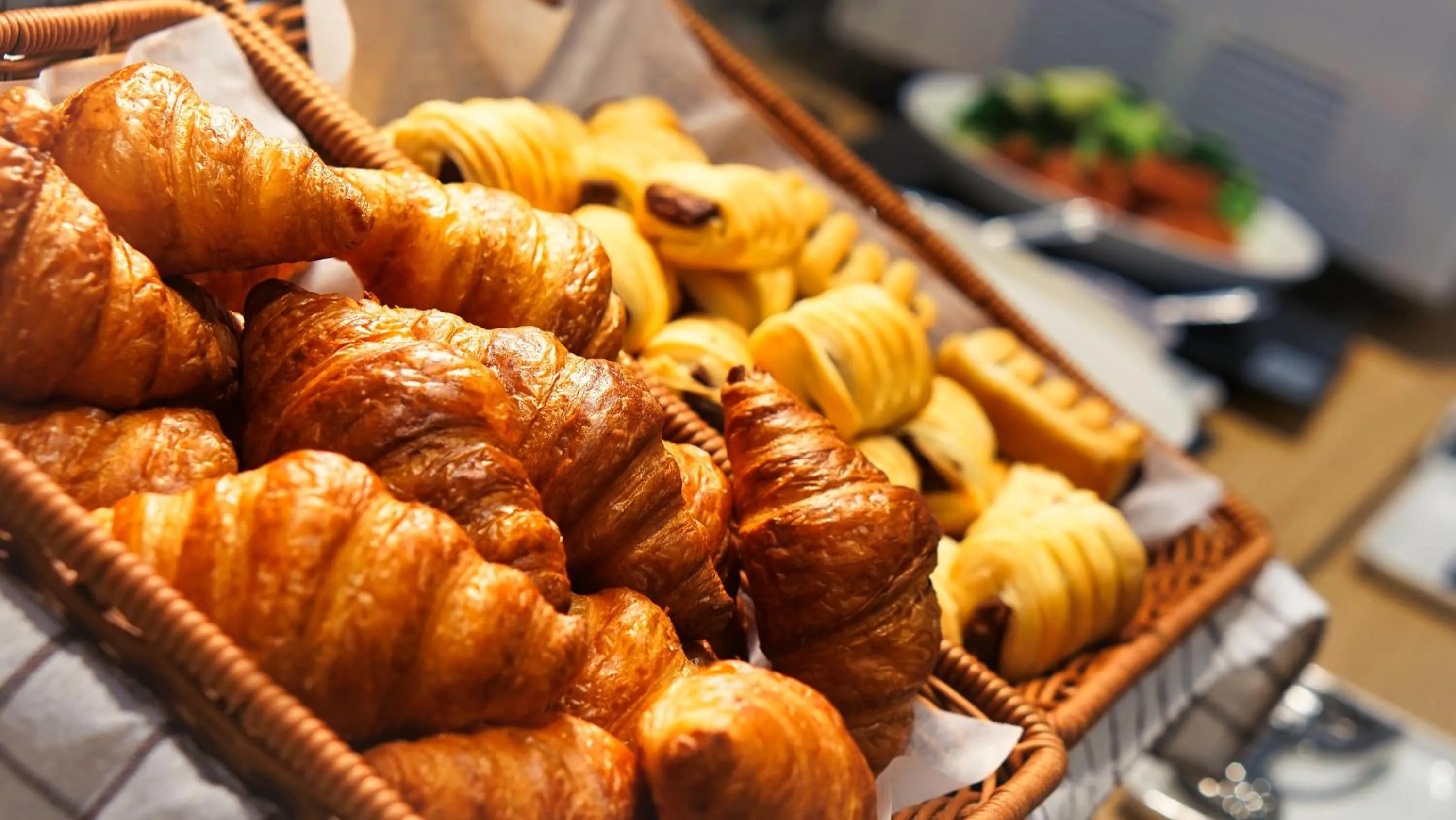 Buffet breakfast in Just Inn Matsusaka Station