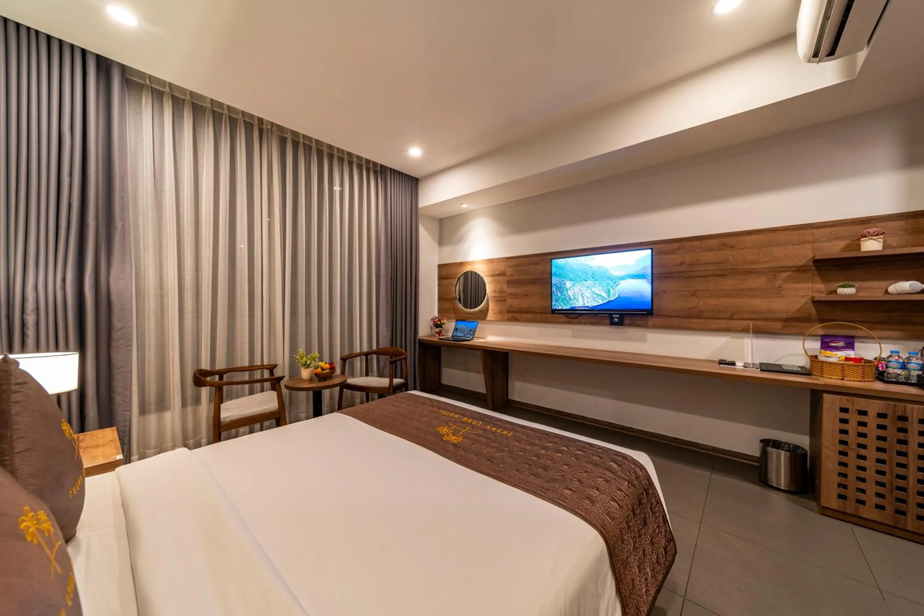 Bed in Thanh Long Hotel - Tra Khuc