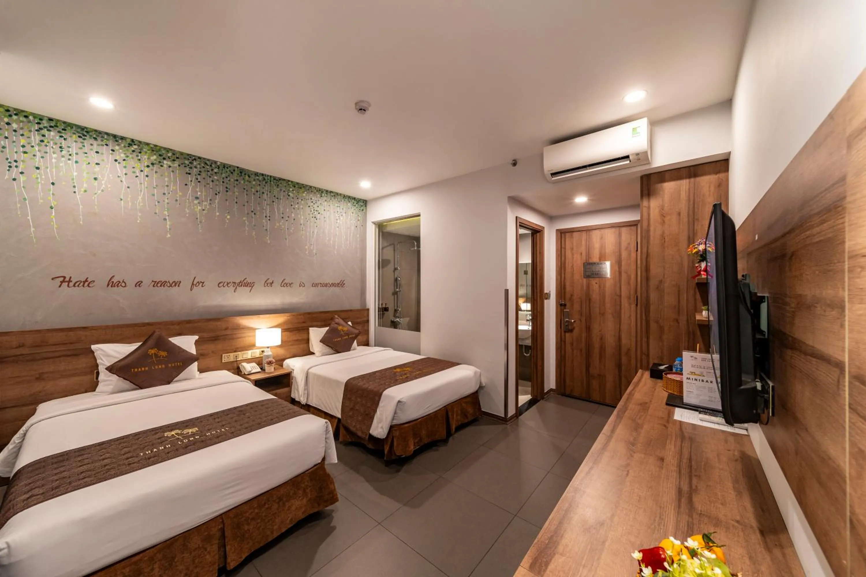 Bed in Thanh Long Hotel - Tra Khuc