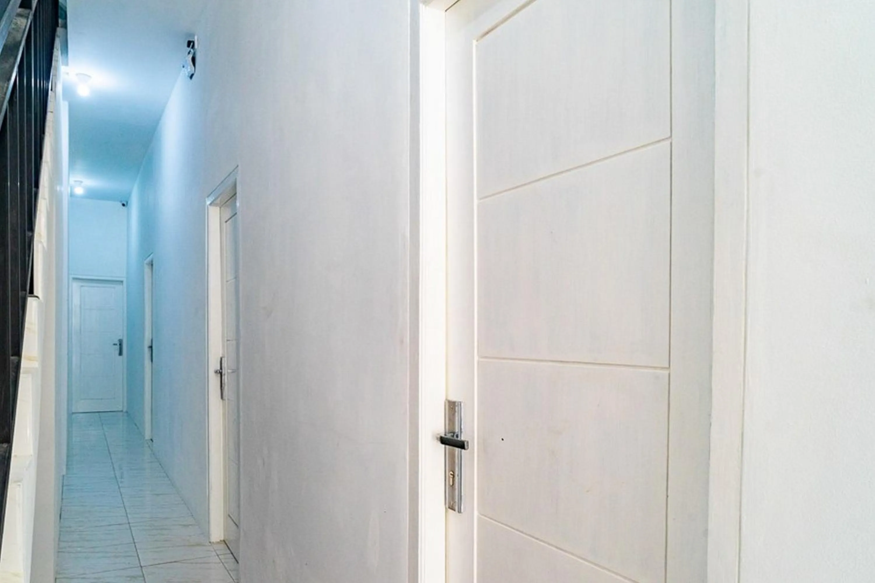 Bathroom in RedDoorz near Tarumanagara University