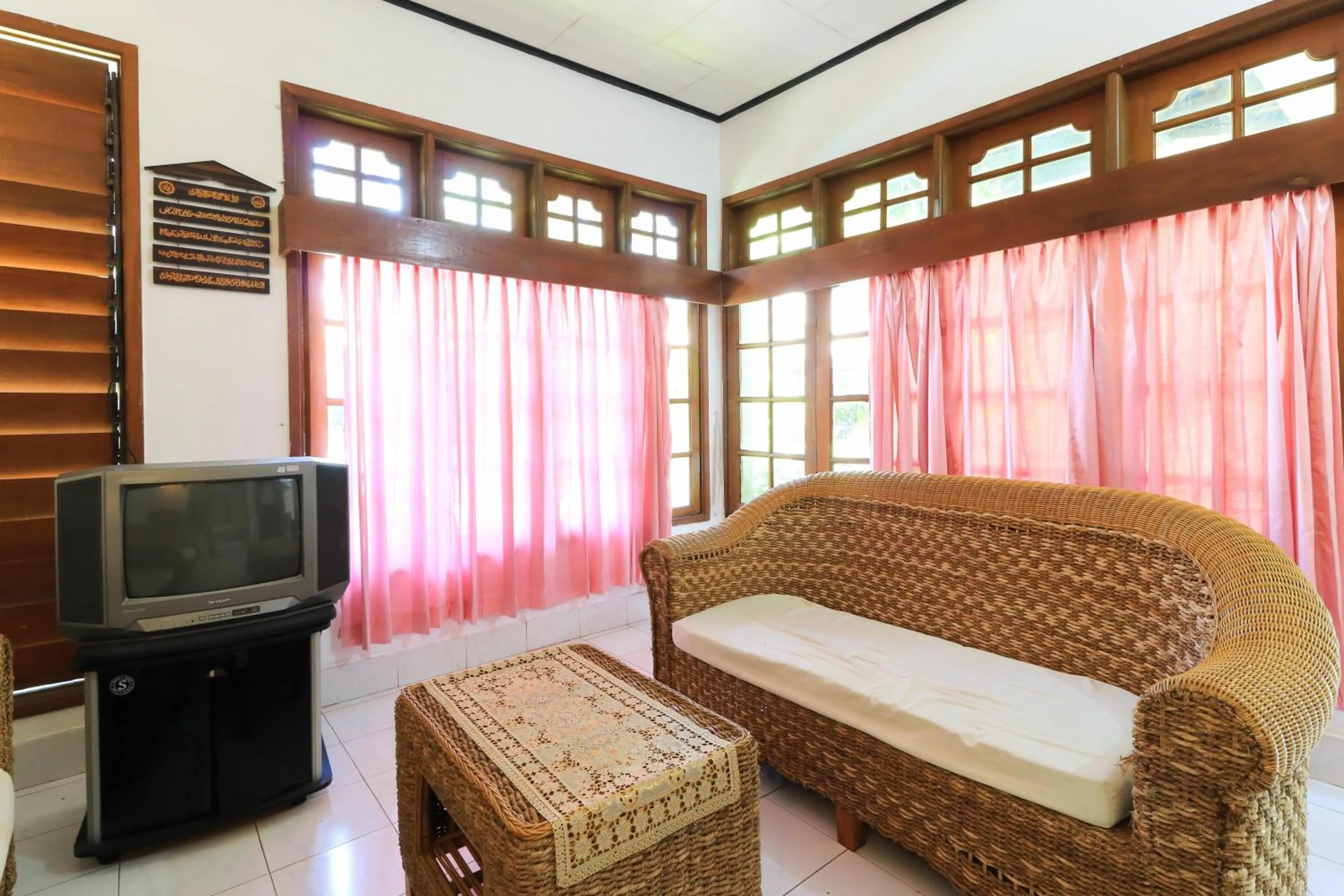 TV and multimedia in Sari Bali Resort