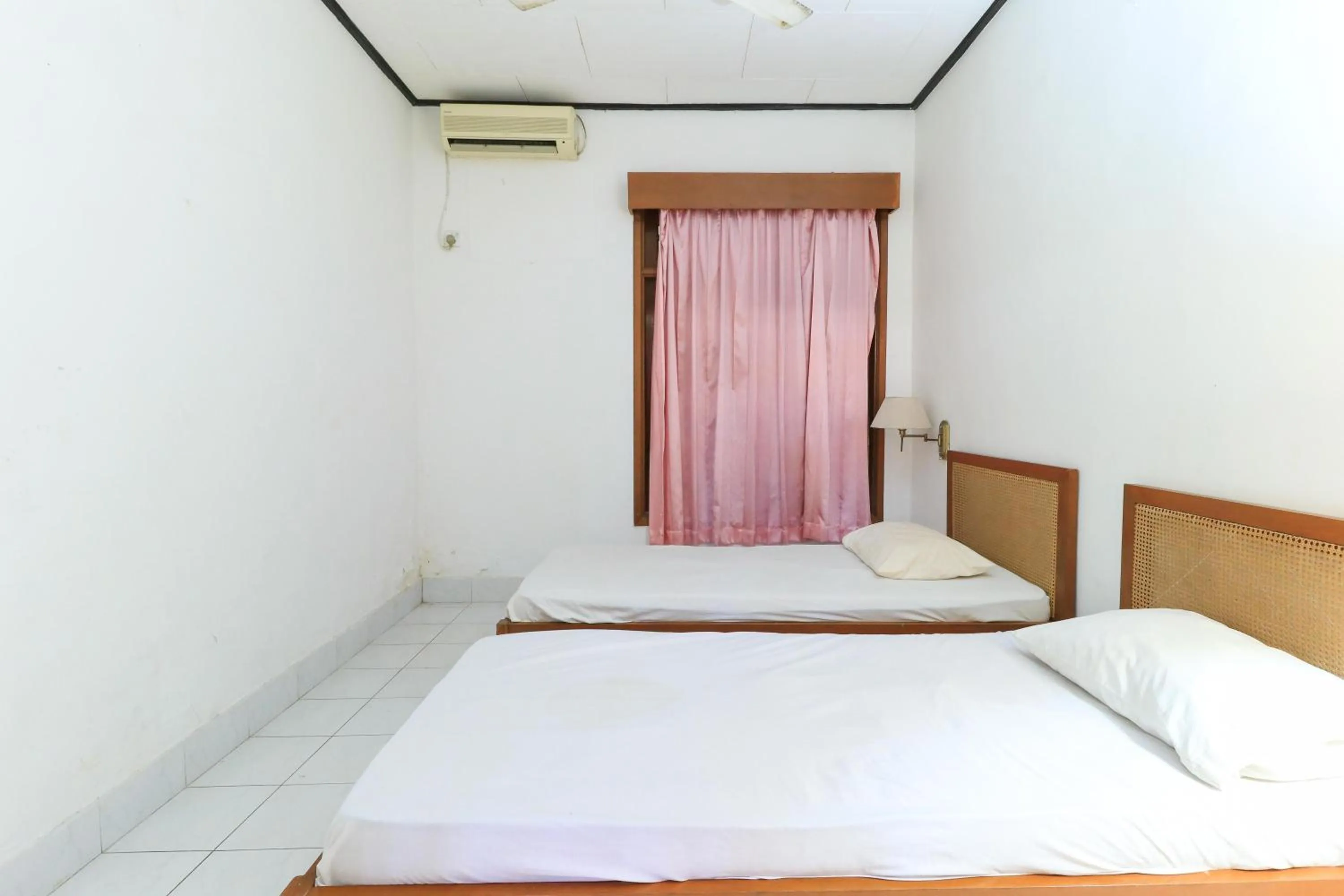 Bedroom, Bed in Sari Bali Resort