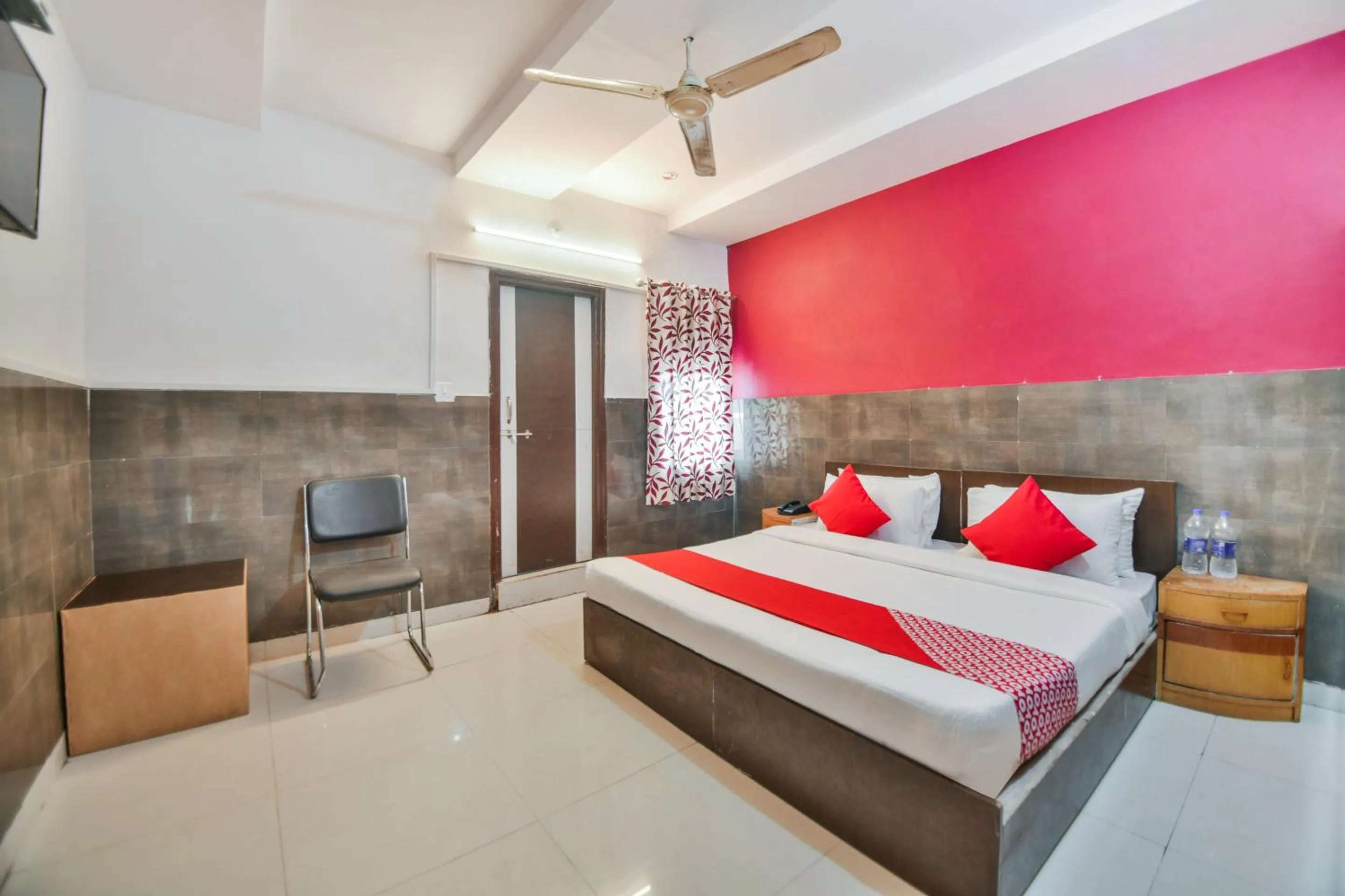 Bedroom in Hotel O King's Palace