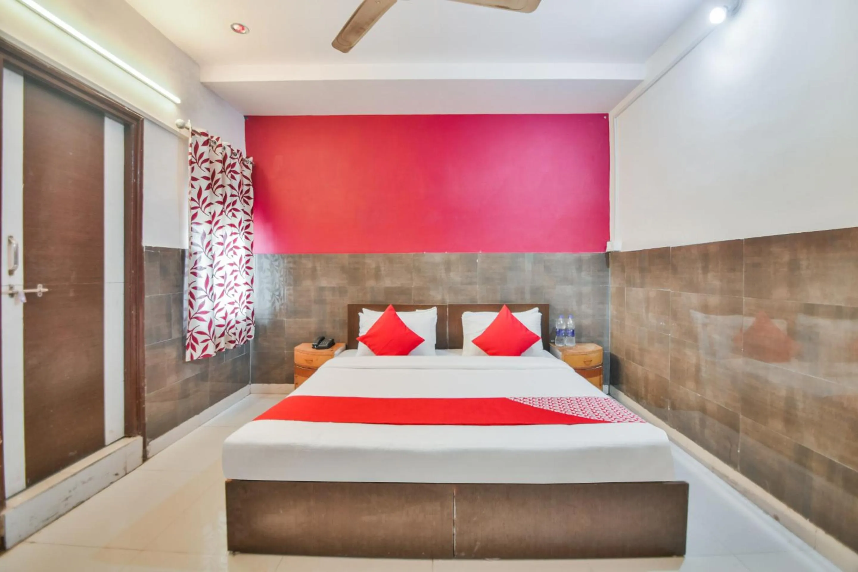 Bedroom in Hotel O King's Palace