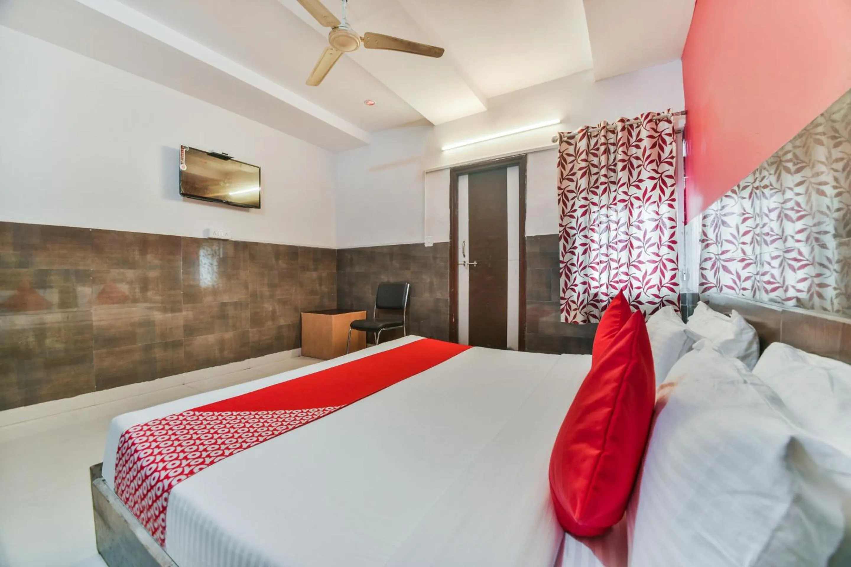 Bedroom in Hotel O King's Palace