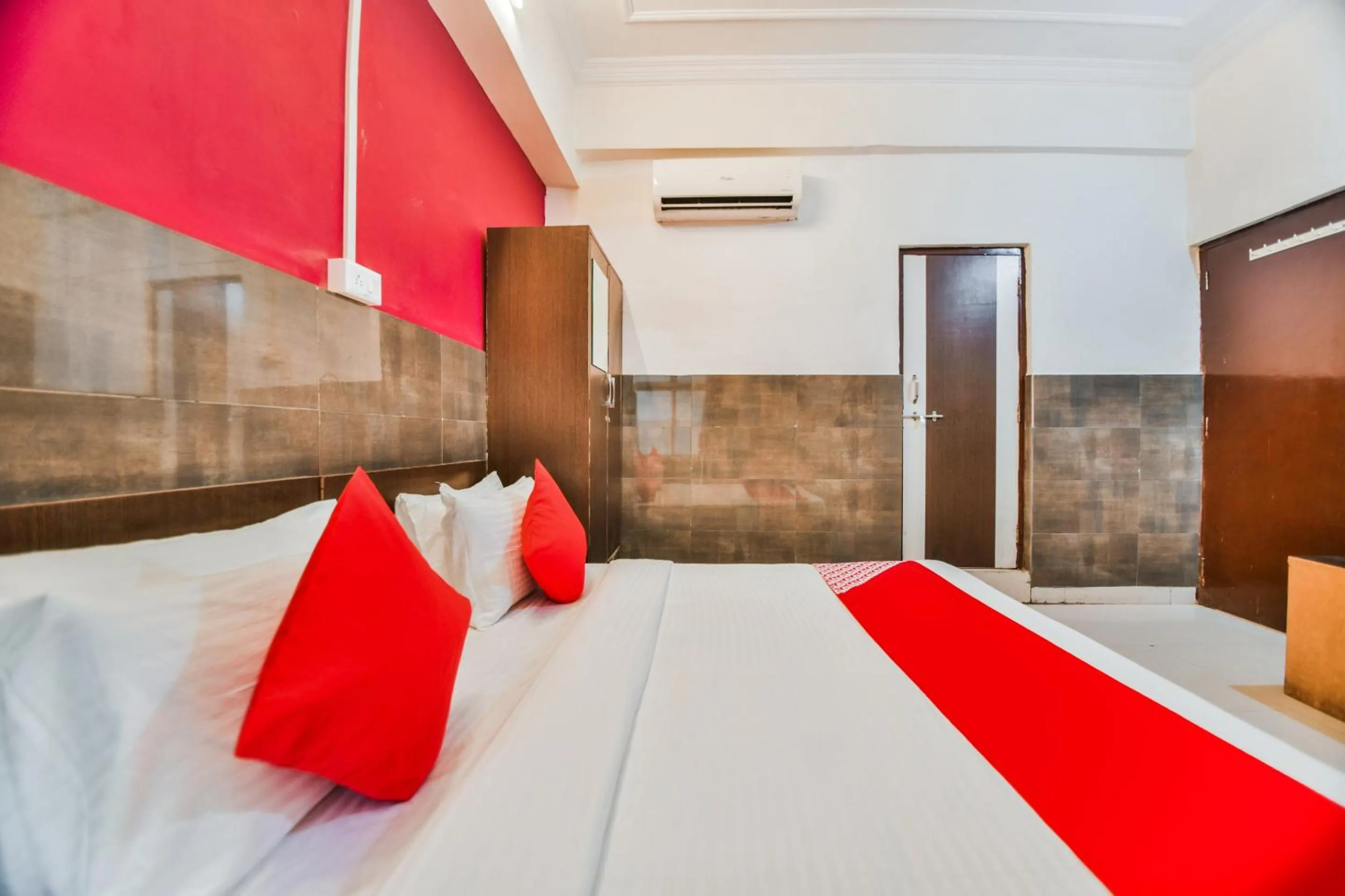 Bedroom in Hotel O King's Palace