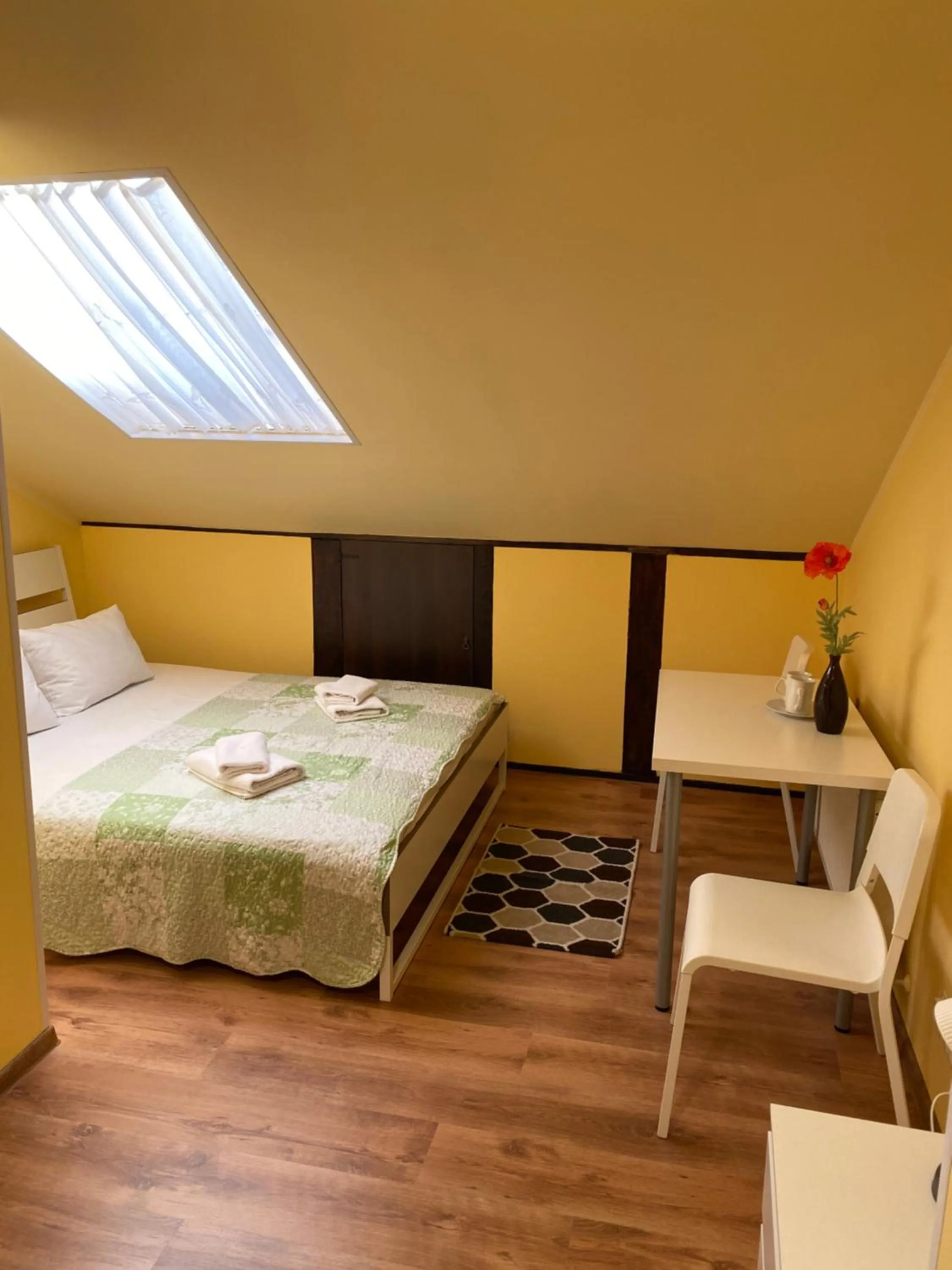 Photo of the whole room, Bed in City Westa Hotel