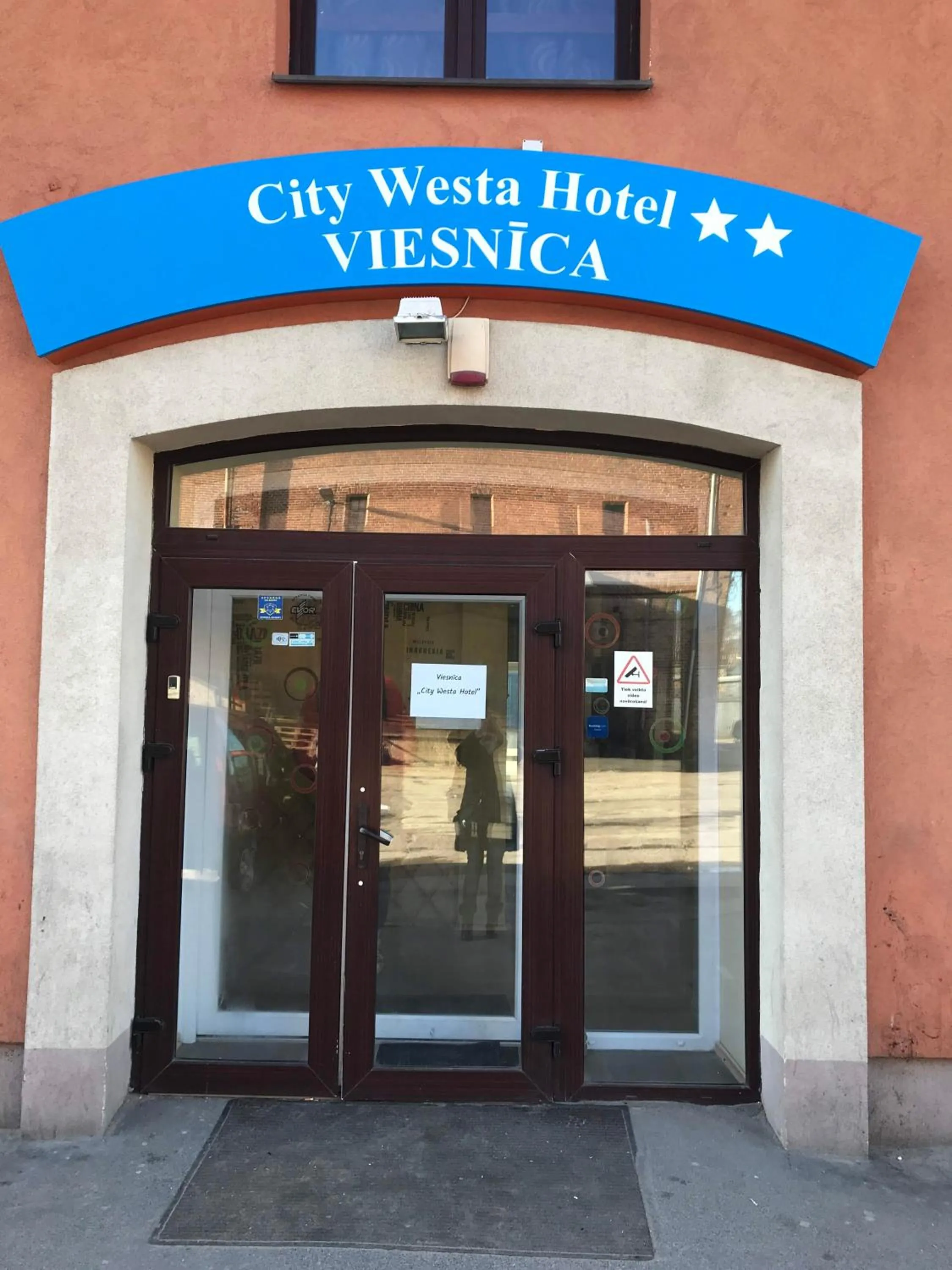 Facade/entrance in City Westa Hotel