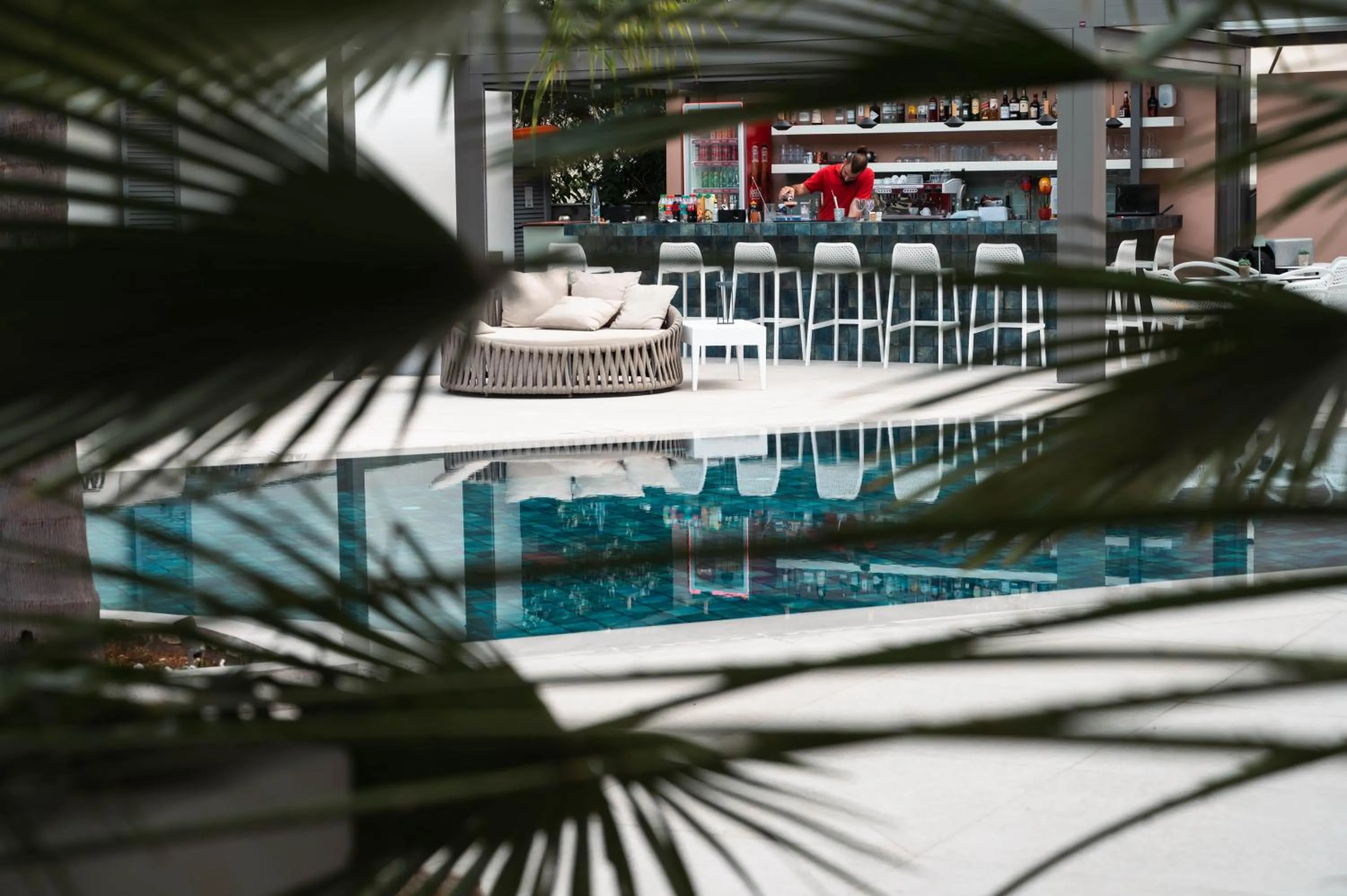 Day in Flisvos Royal Hotel & Suites