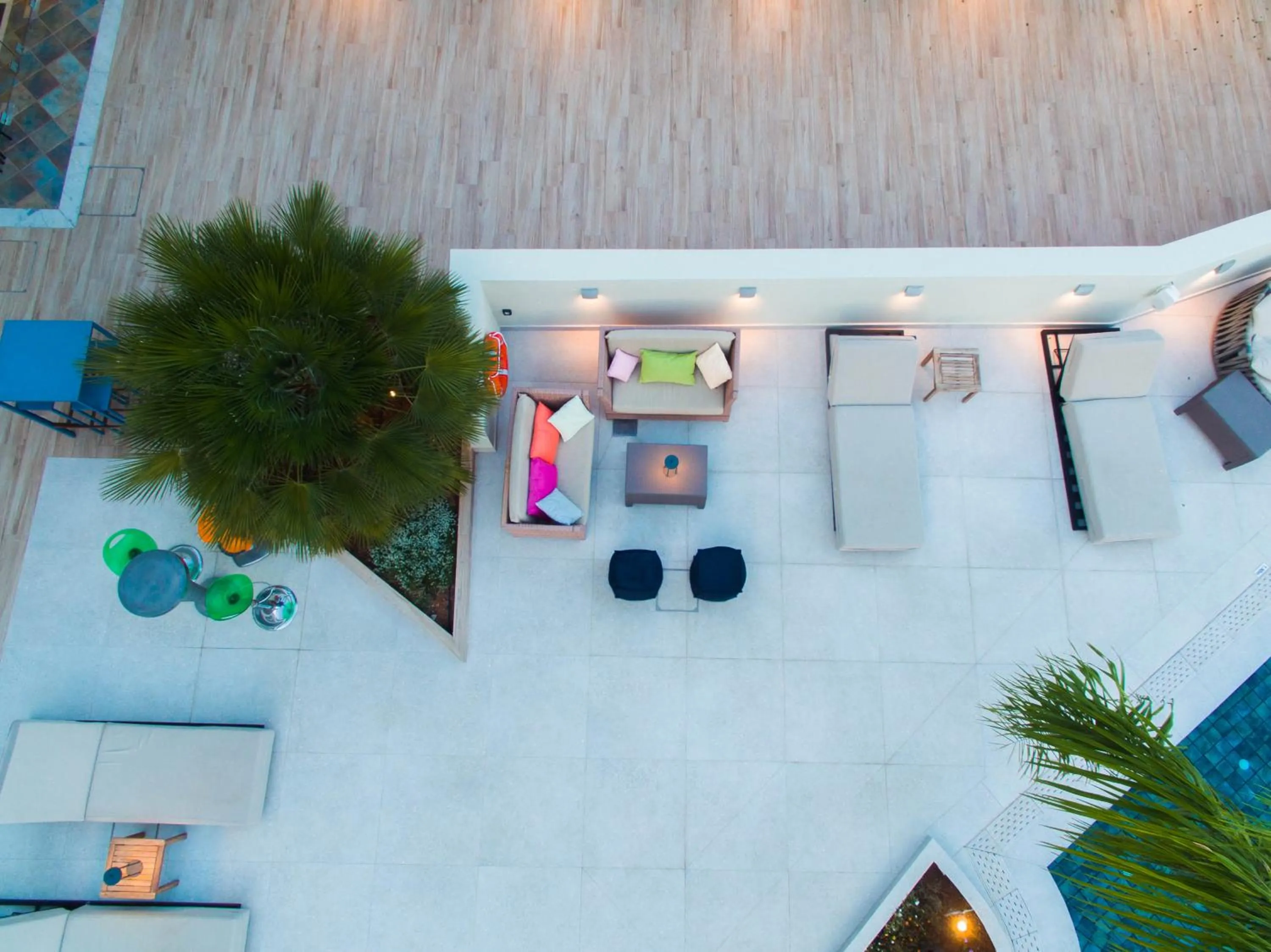 Property building in Flisvos Royal Hotel & Suites