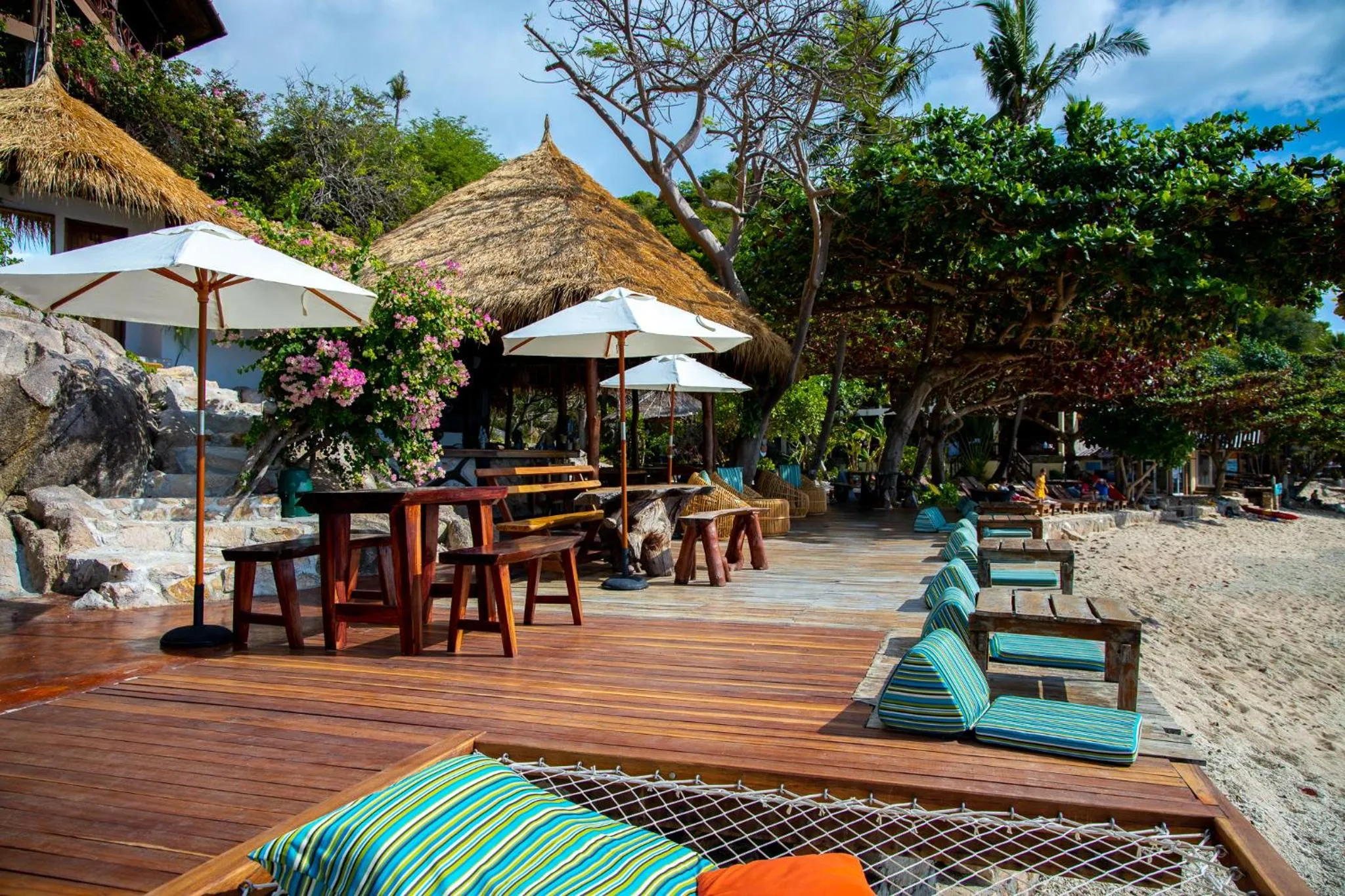 Restaurant/places to eat in Coral View Resort