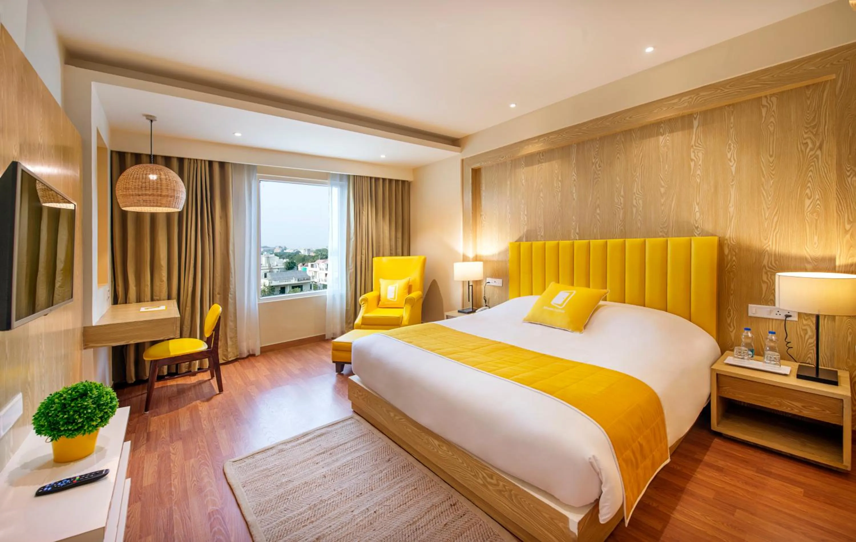 Bed in Bloom Boutique l Ranjit Avenue