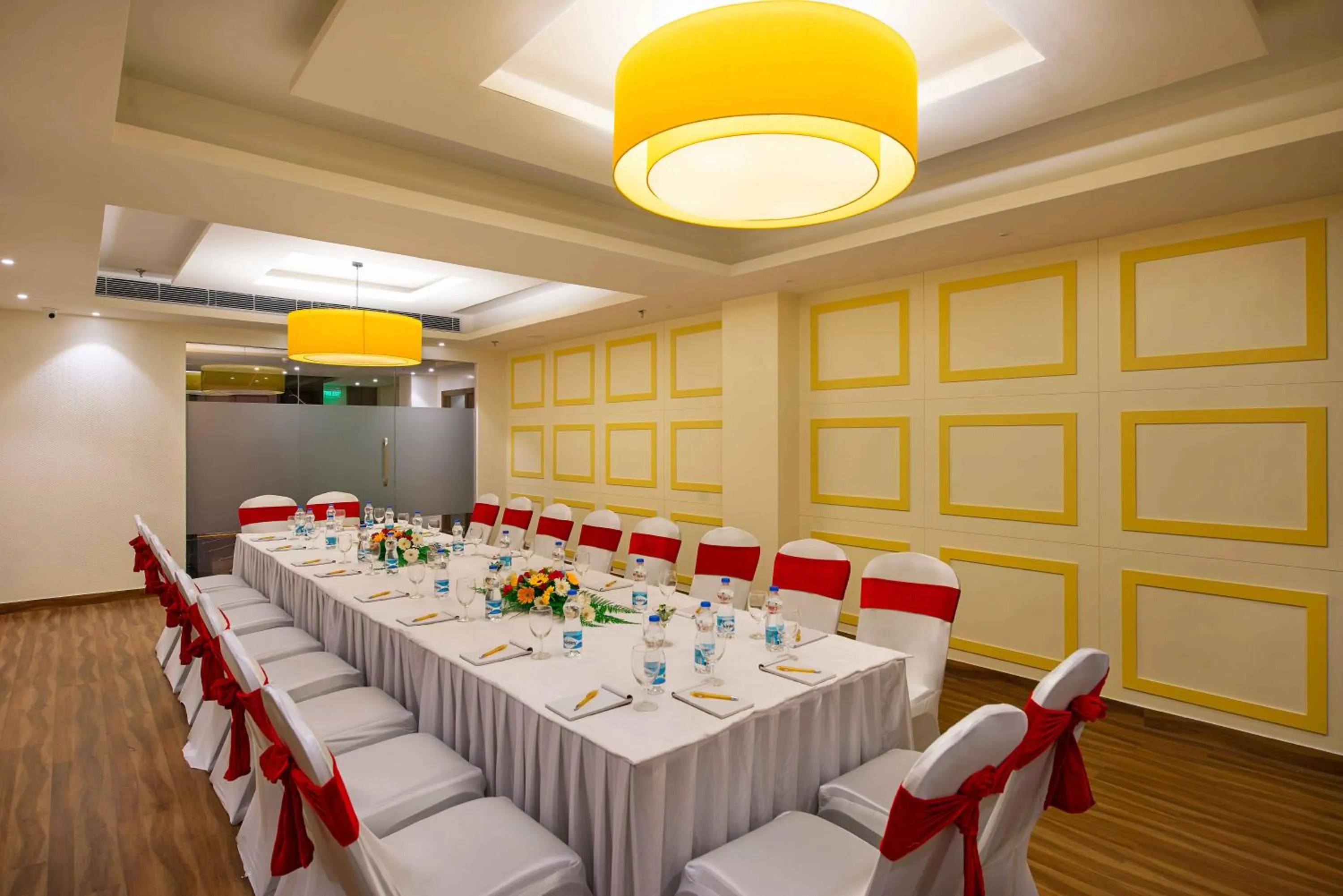 Business facilities in Bloom Boutique l Ranjit Avenue