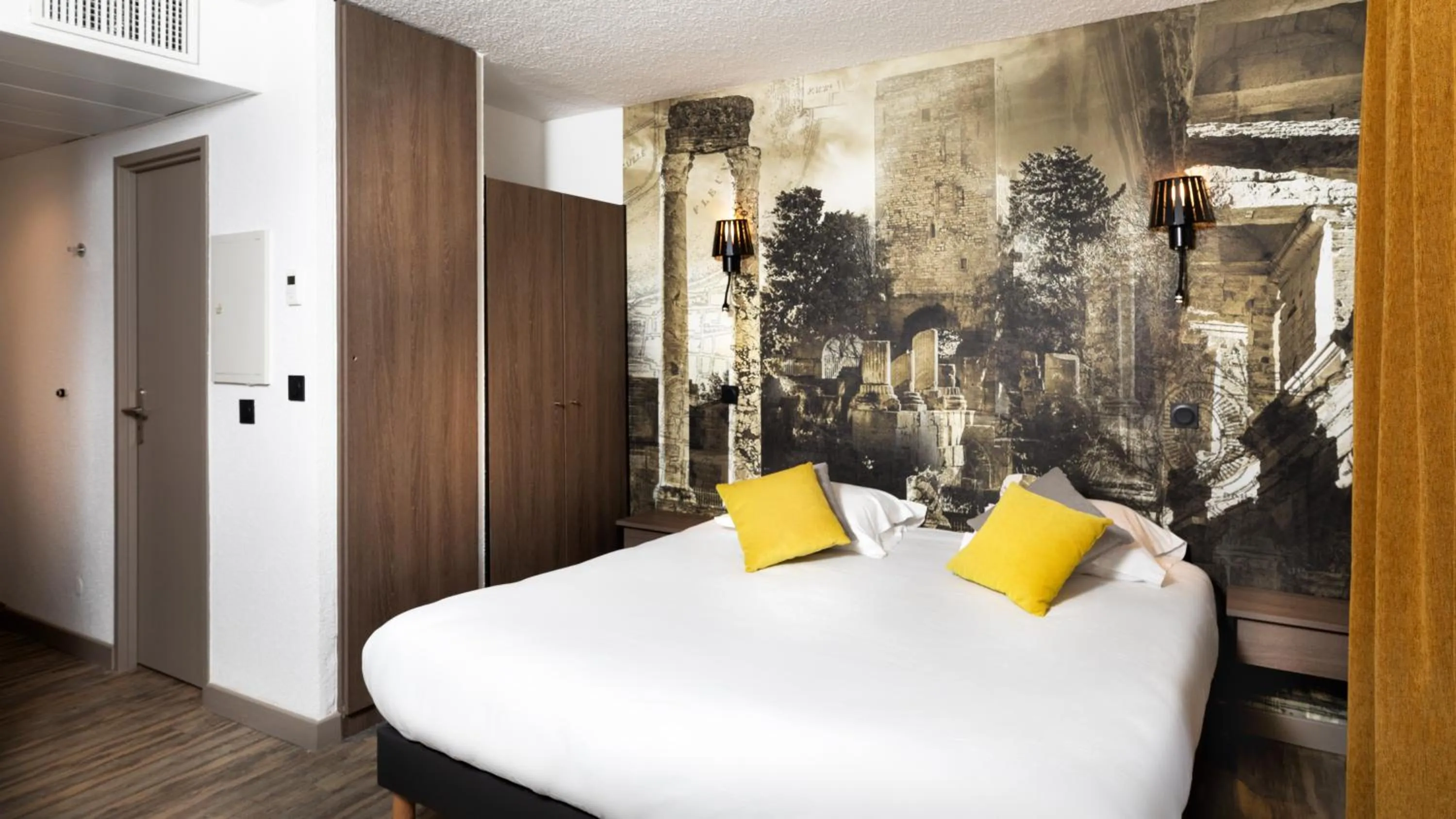 Bedroom, Bed in SOWELL HOTELS L'Olivier
