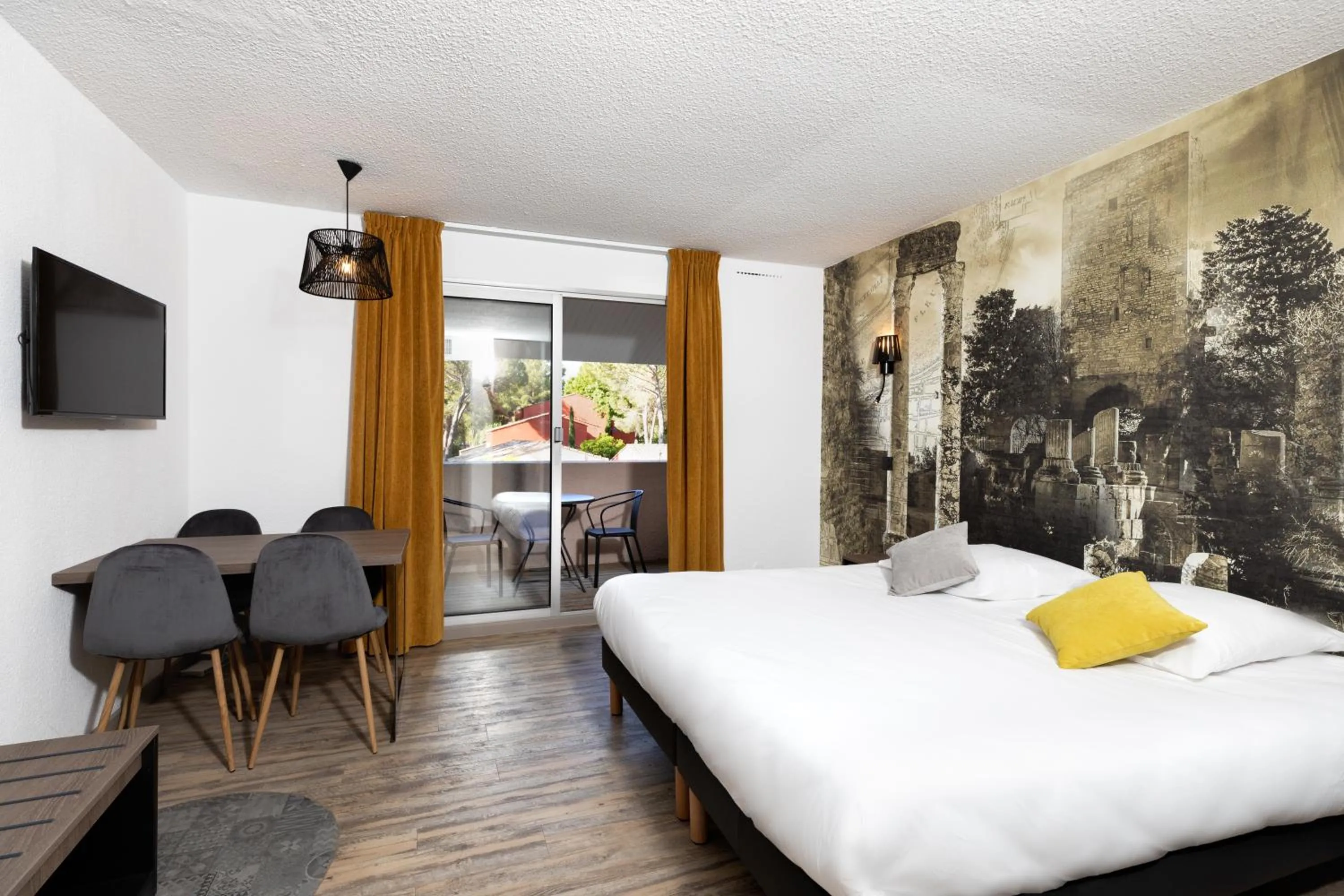 Bedroom, Bed in SOWELL HOTELS L'Olivier