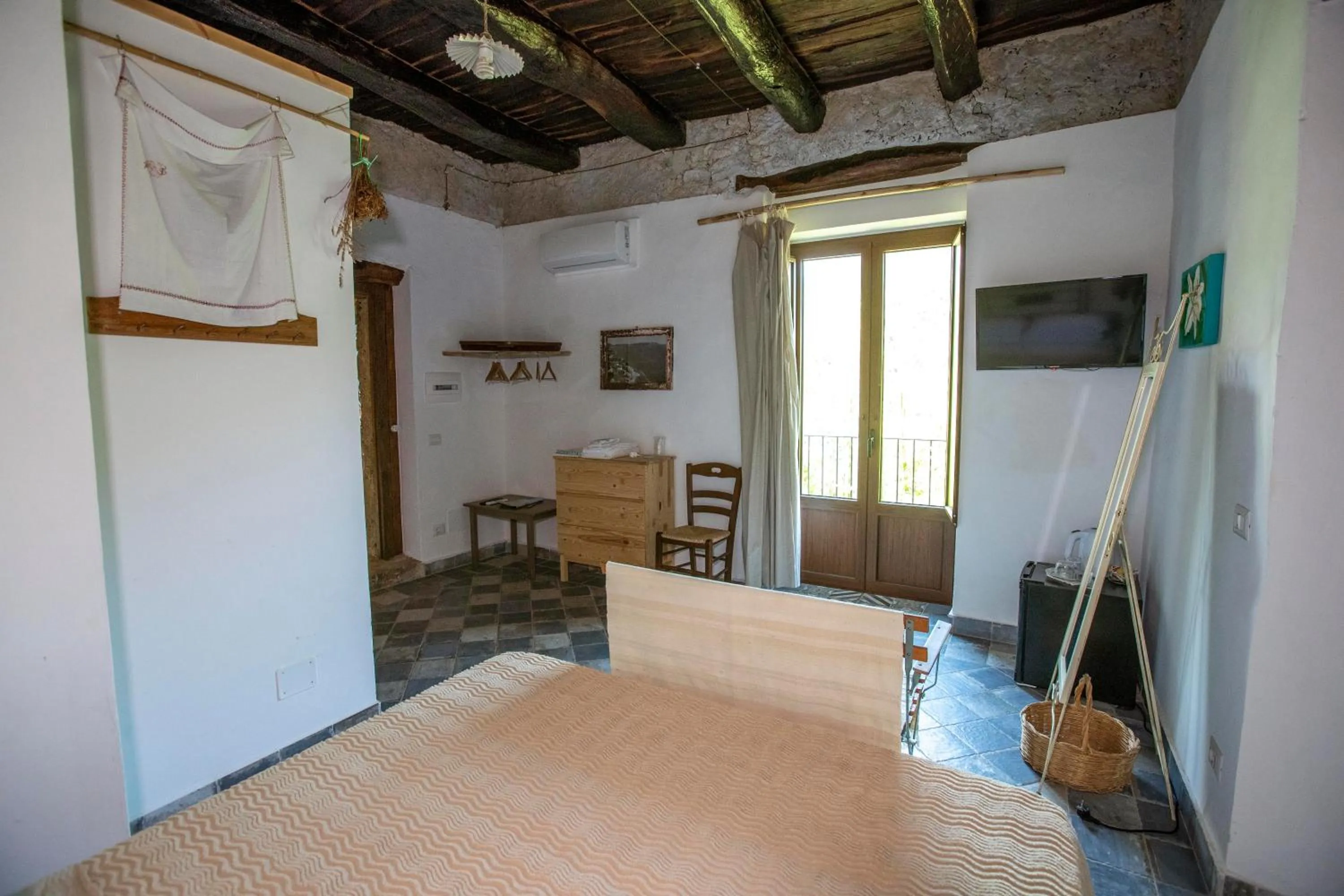 Photo of the whole room, Bed in La Casa sul Blu Albergo Diffuso