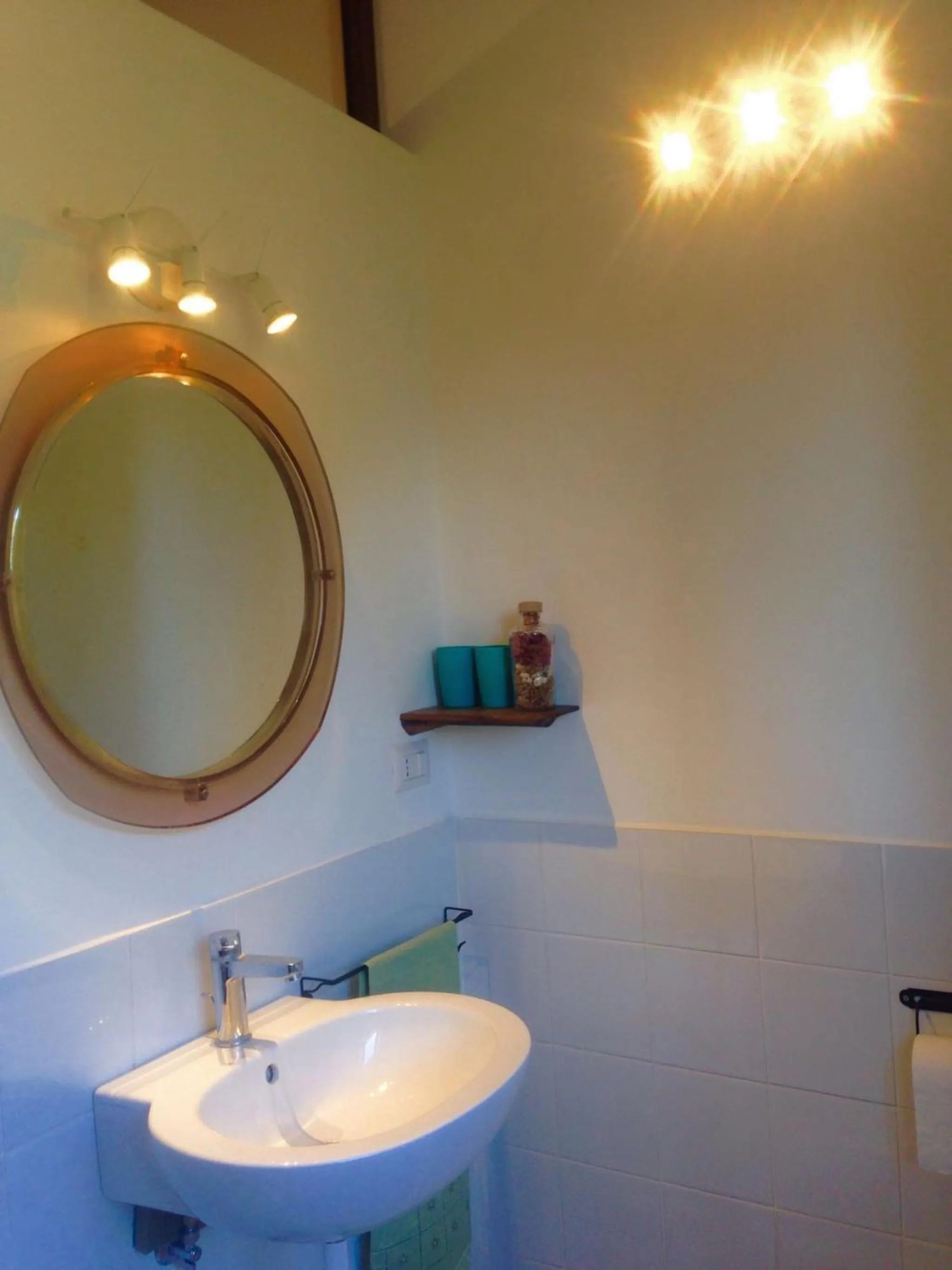 Bathroom in La Casa sul Blu Albergo Diffuso