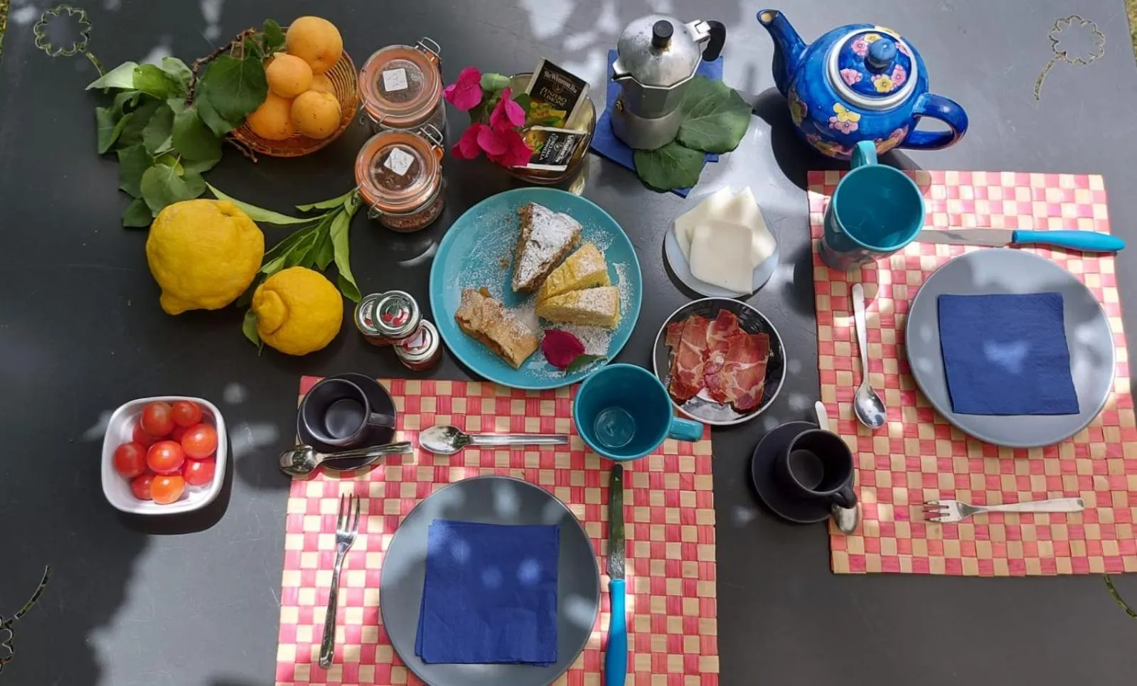 Garden in La Casa sul Blu Albergo Diffuso