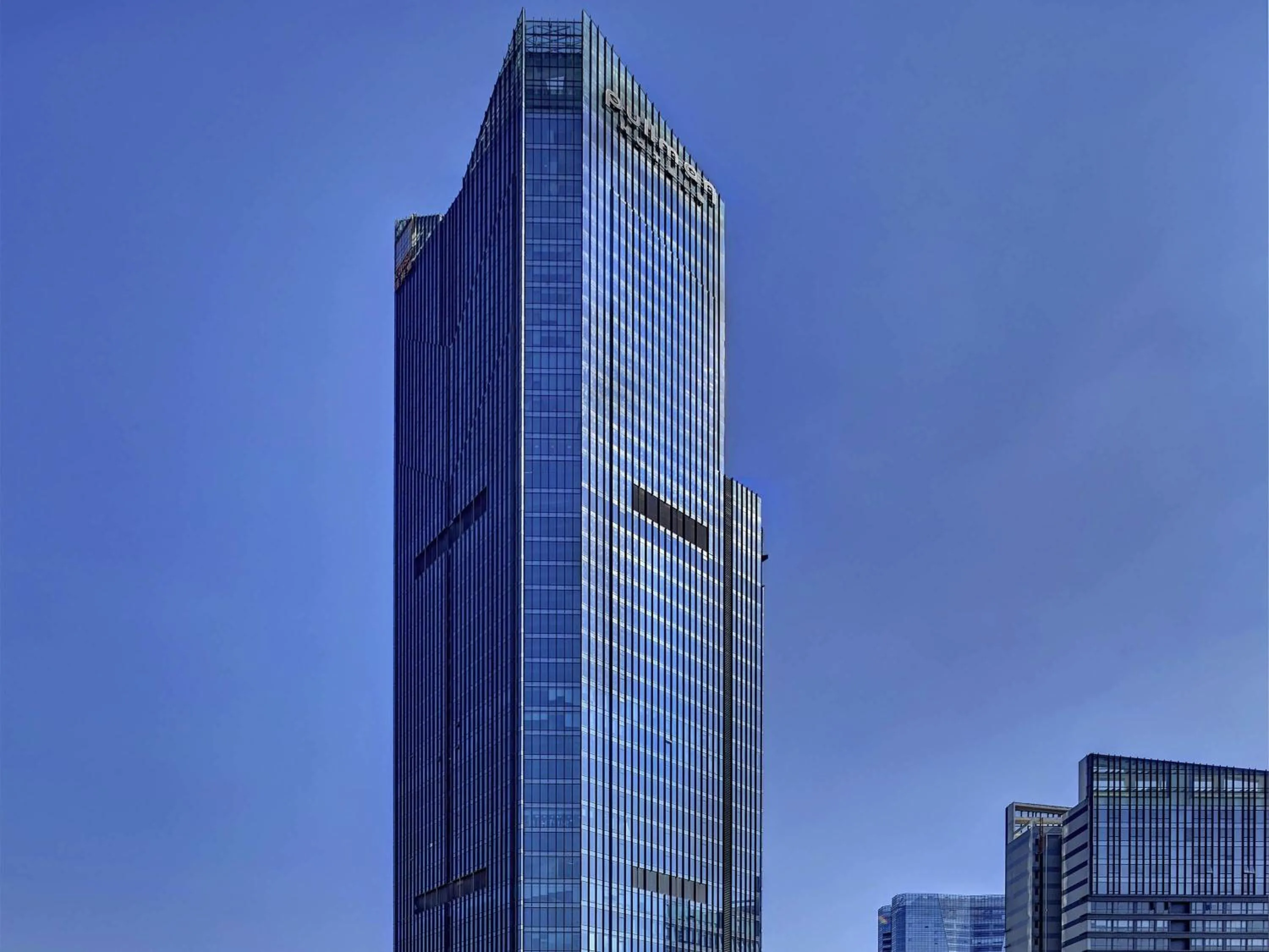 Property building in Pullman Huizhou Kaisa