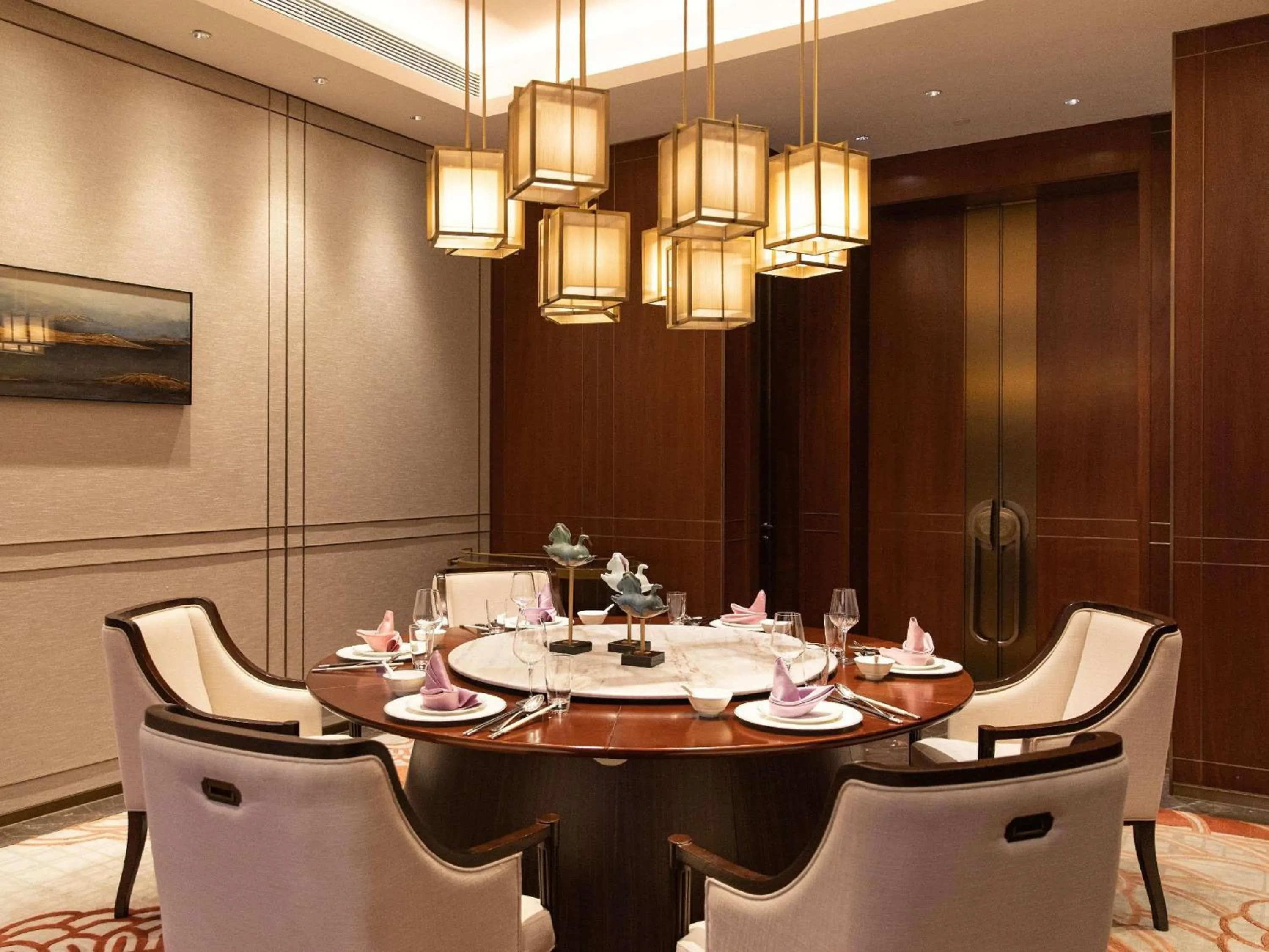 Restaurant/places to eat in Pullman Huizhou Kaisa