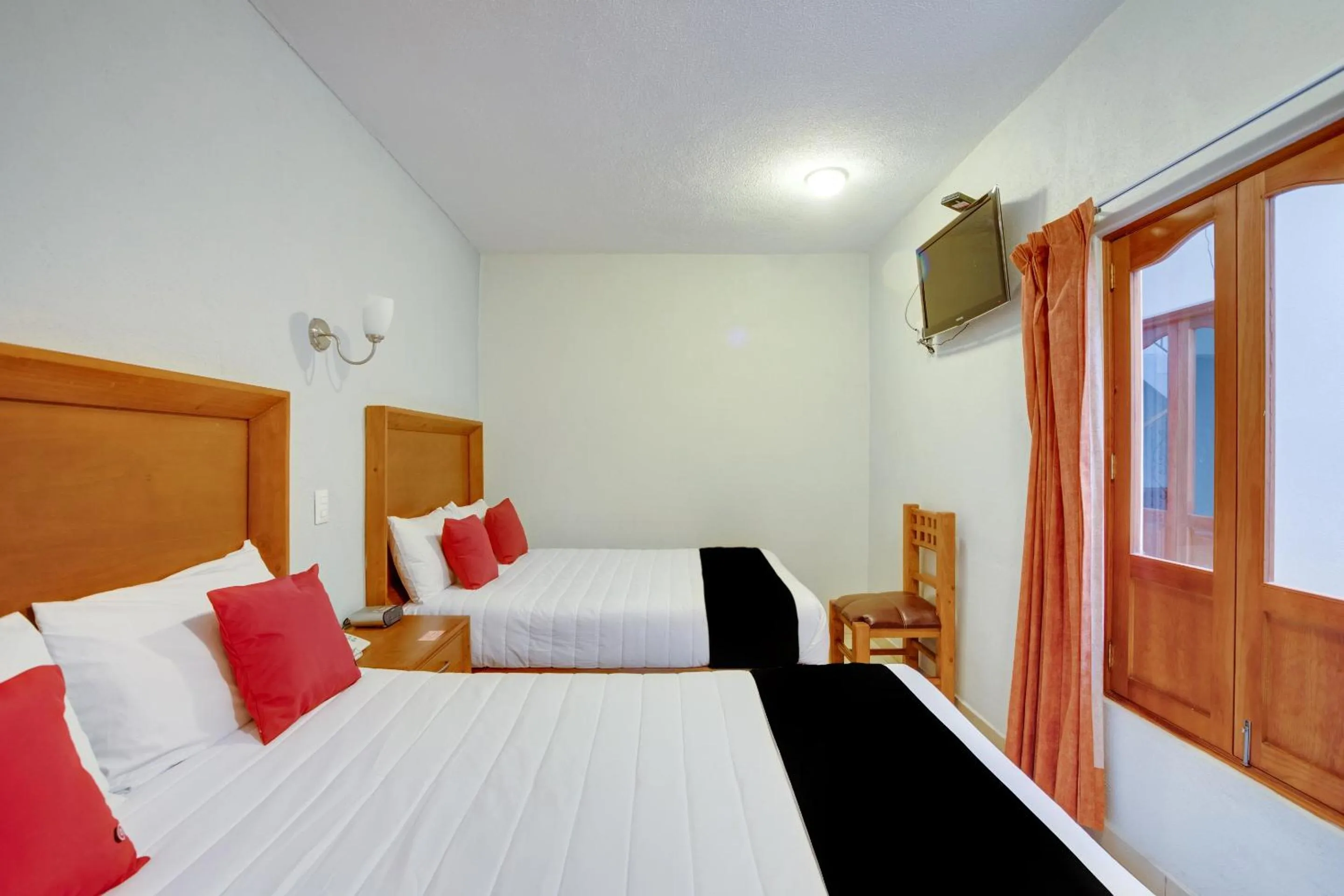 Bedroom, Bed in Hotel Patzcuaro