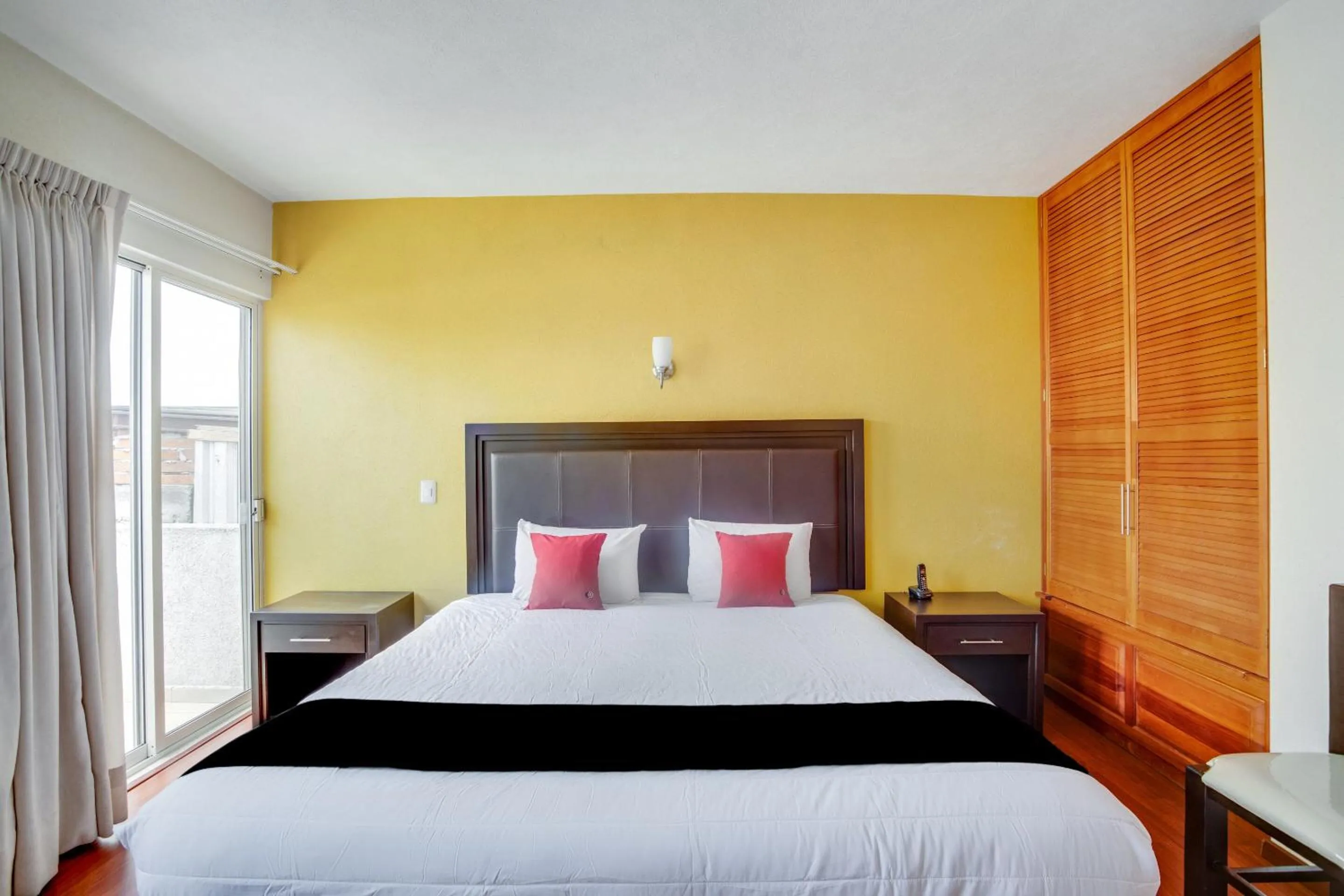 Bedroom, Bed in Hotel Patzcuaro