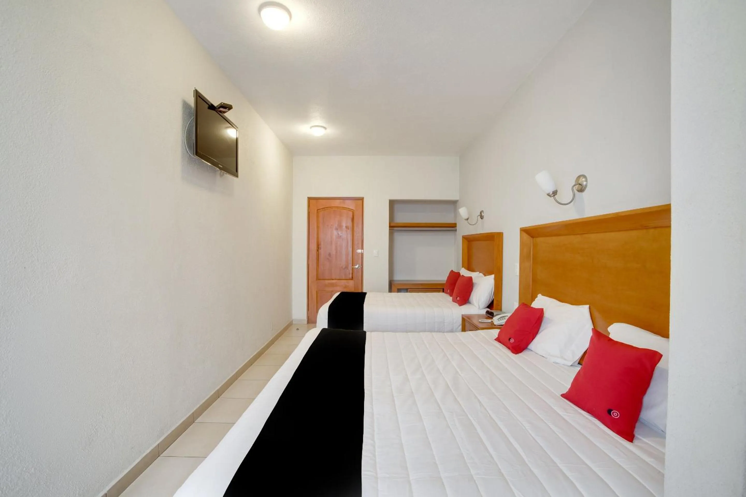 Bedroom, Bed in Hotel Patzcuaro