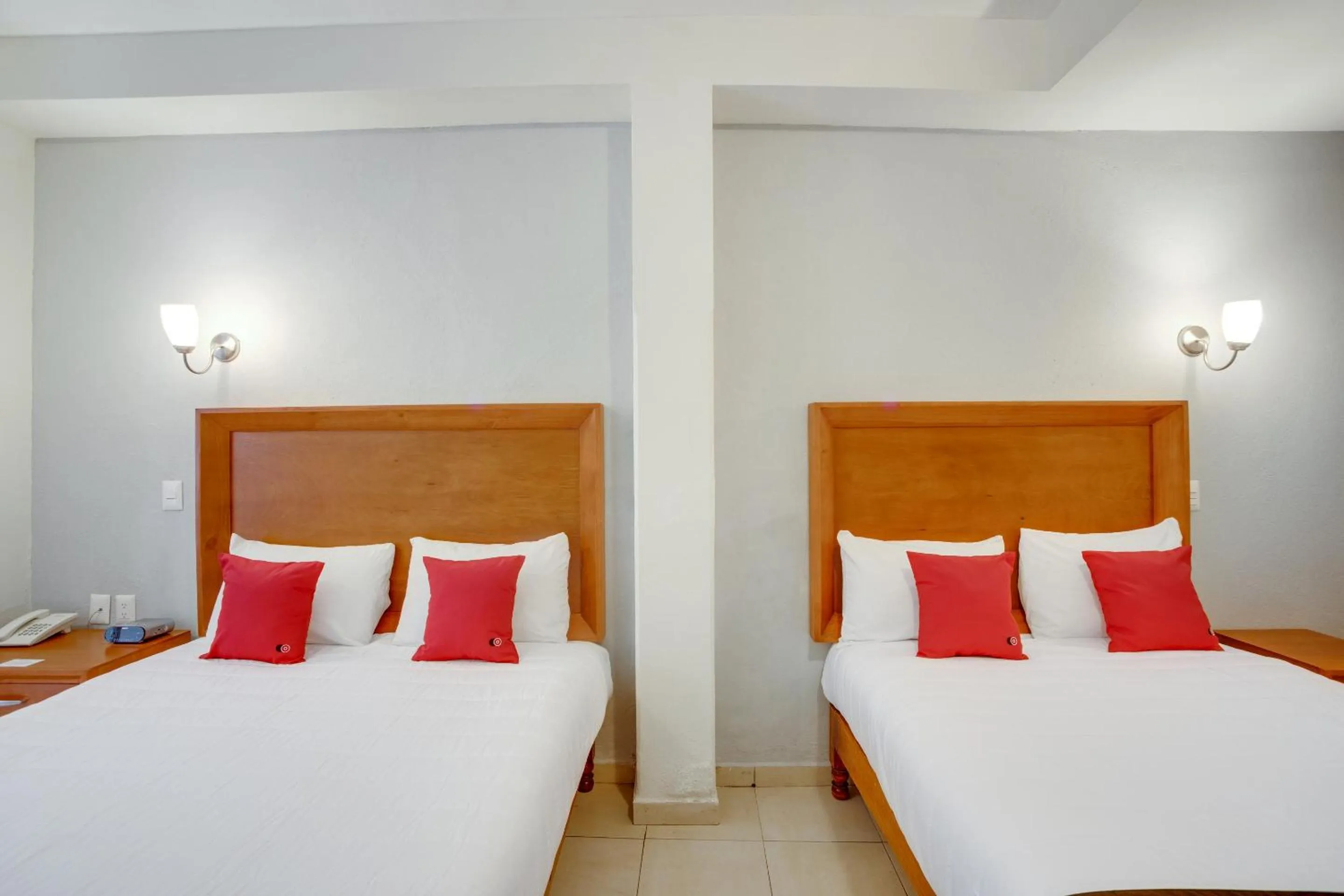 Bedroom, Bed in Hotel Patzcuaro