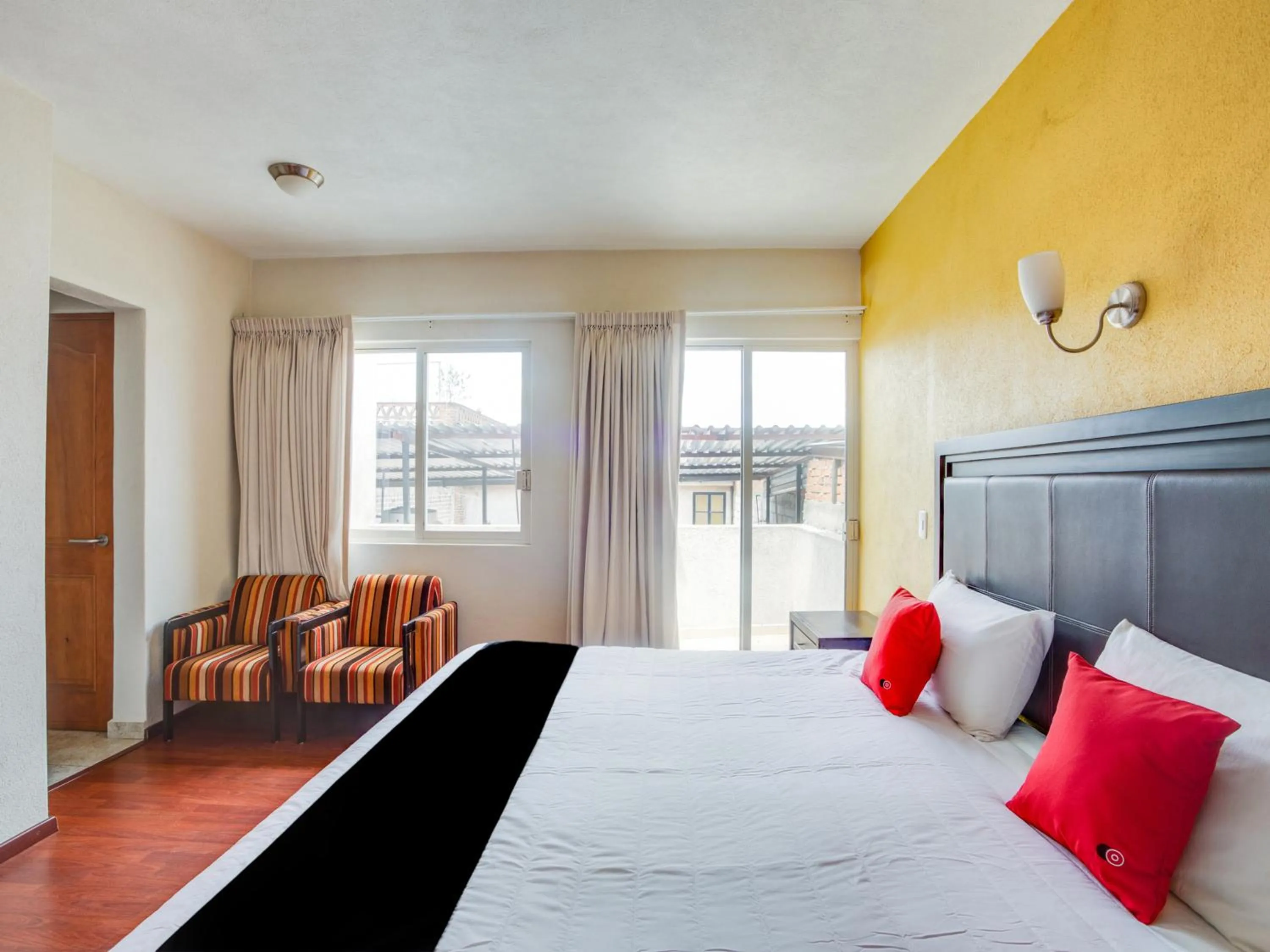 Photo of the whole room, Bed in Hotel Patzcuaro