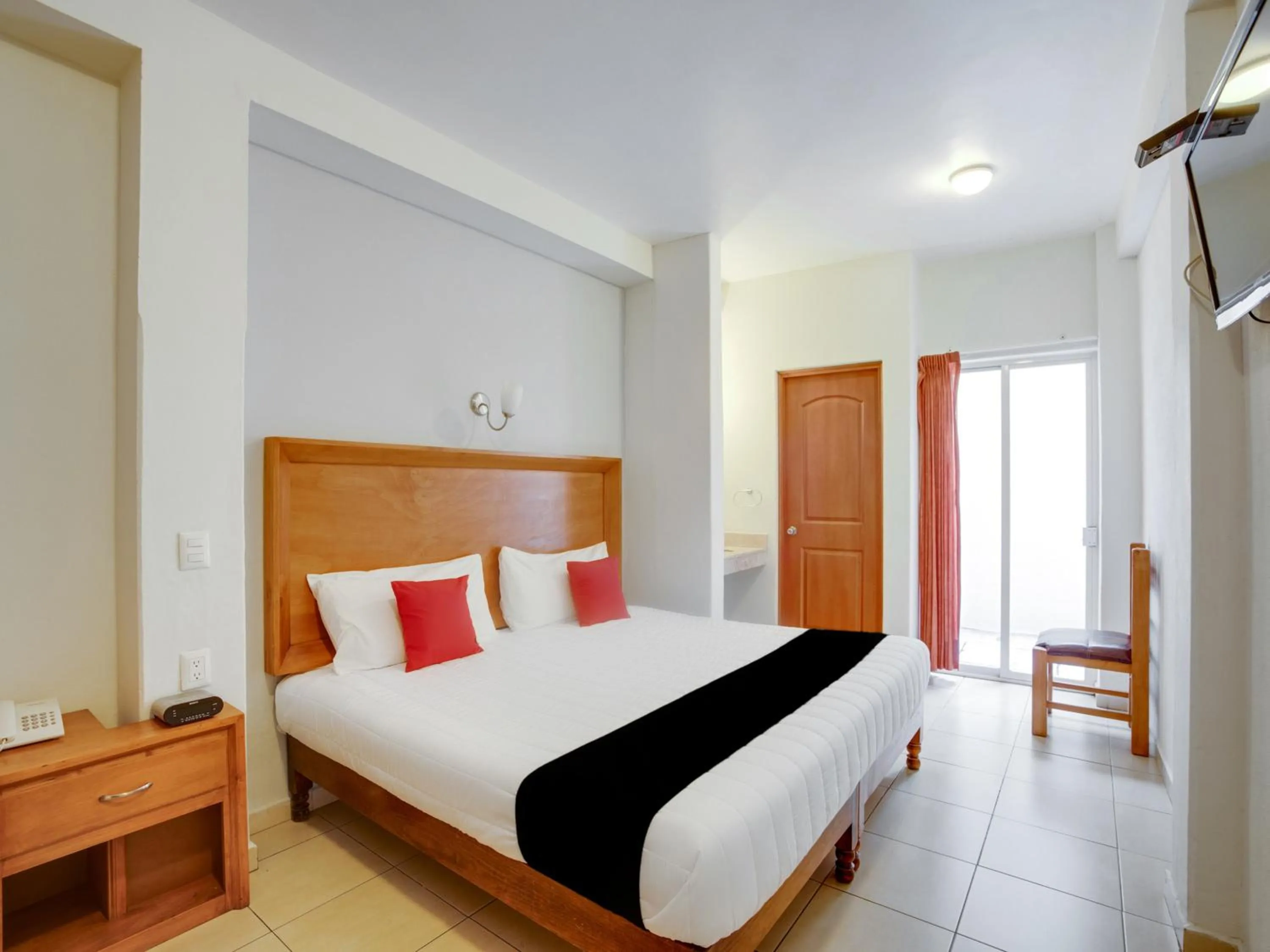 Bedroom, Bed in Hotel Patzcuaro