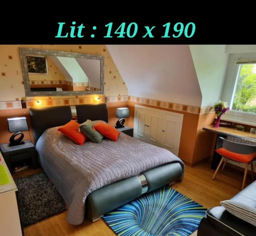 Bed in TiNat chambre