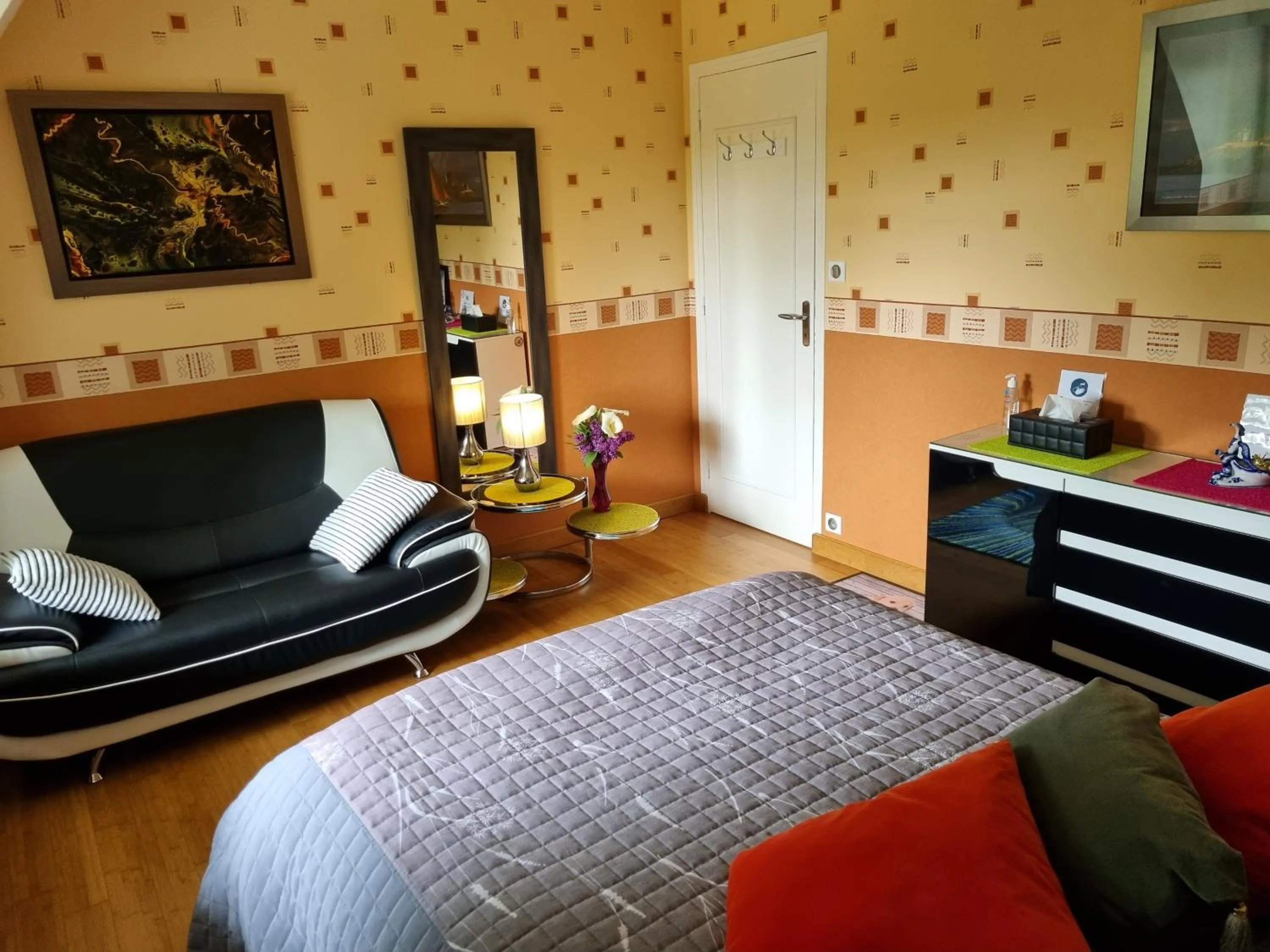 Bed in TiNat chambre