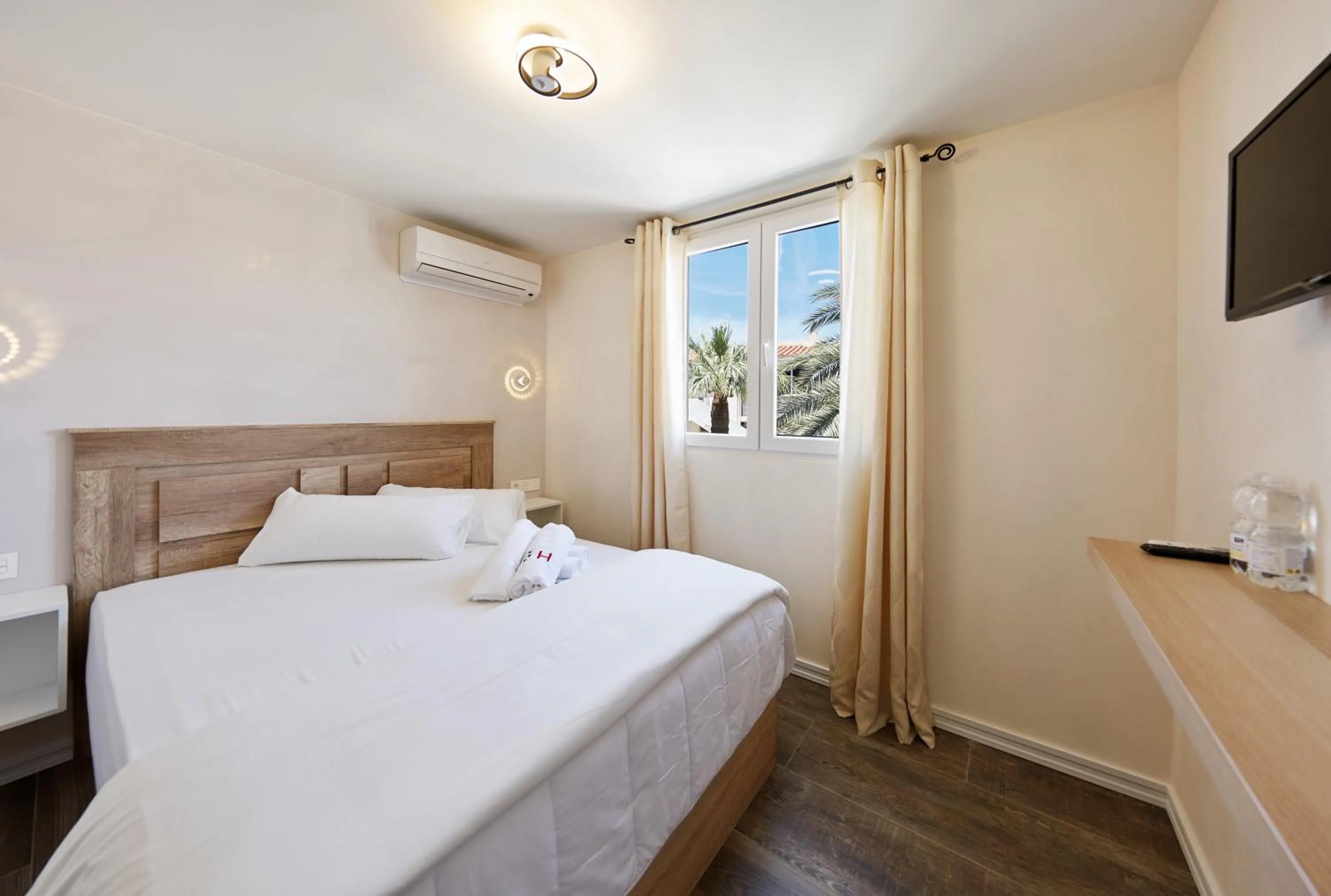 Bed in Amor de Helene