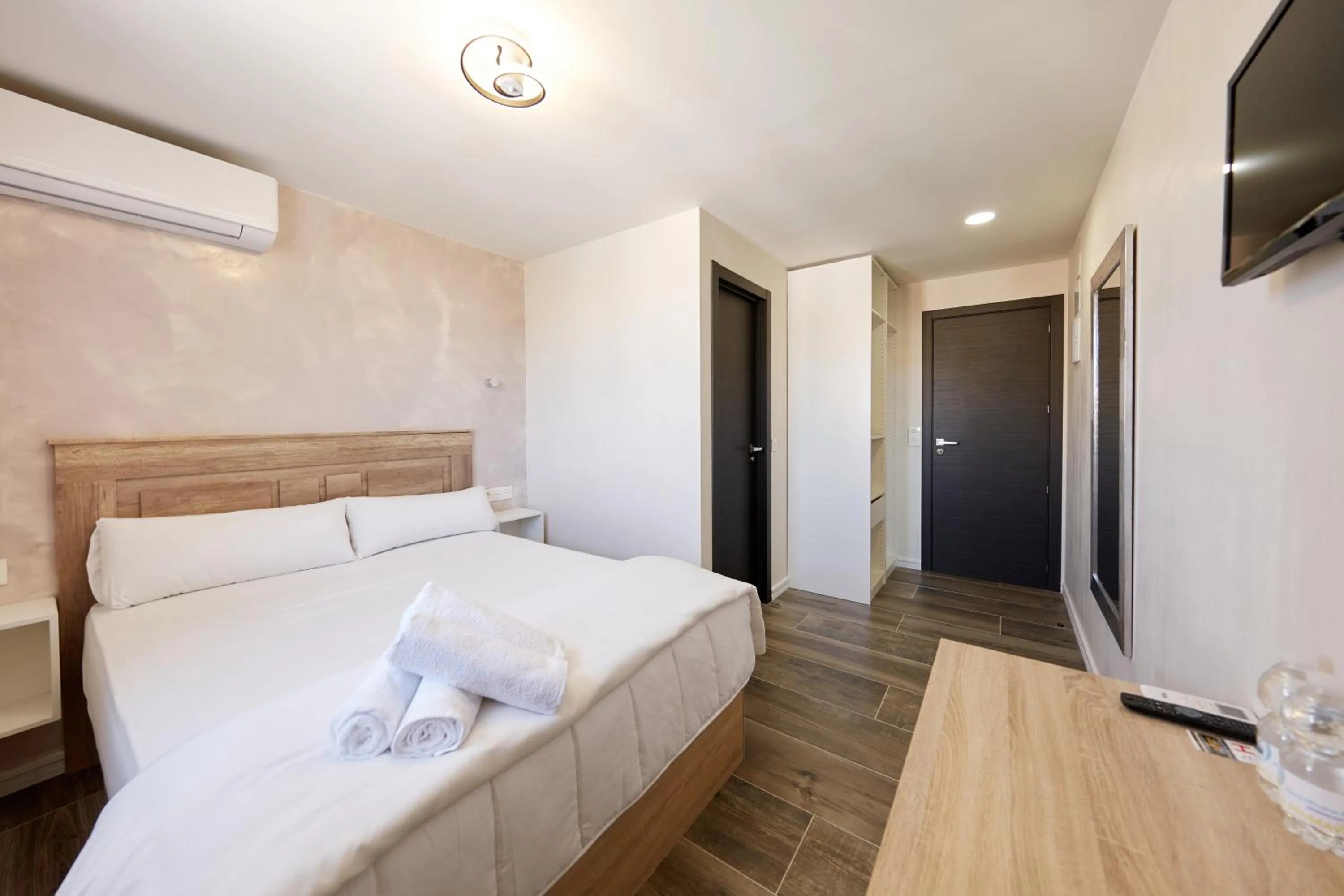 Bed in Amor de Helene